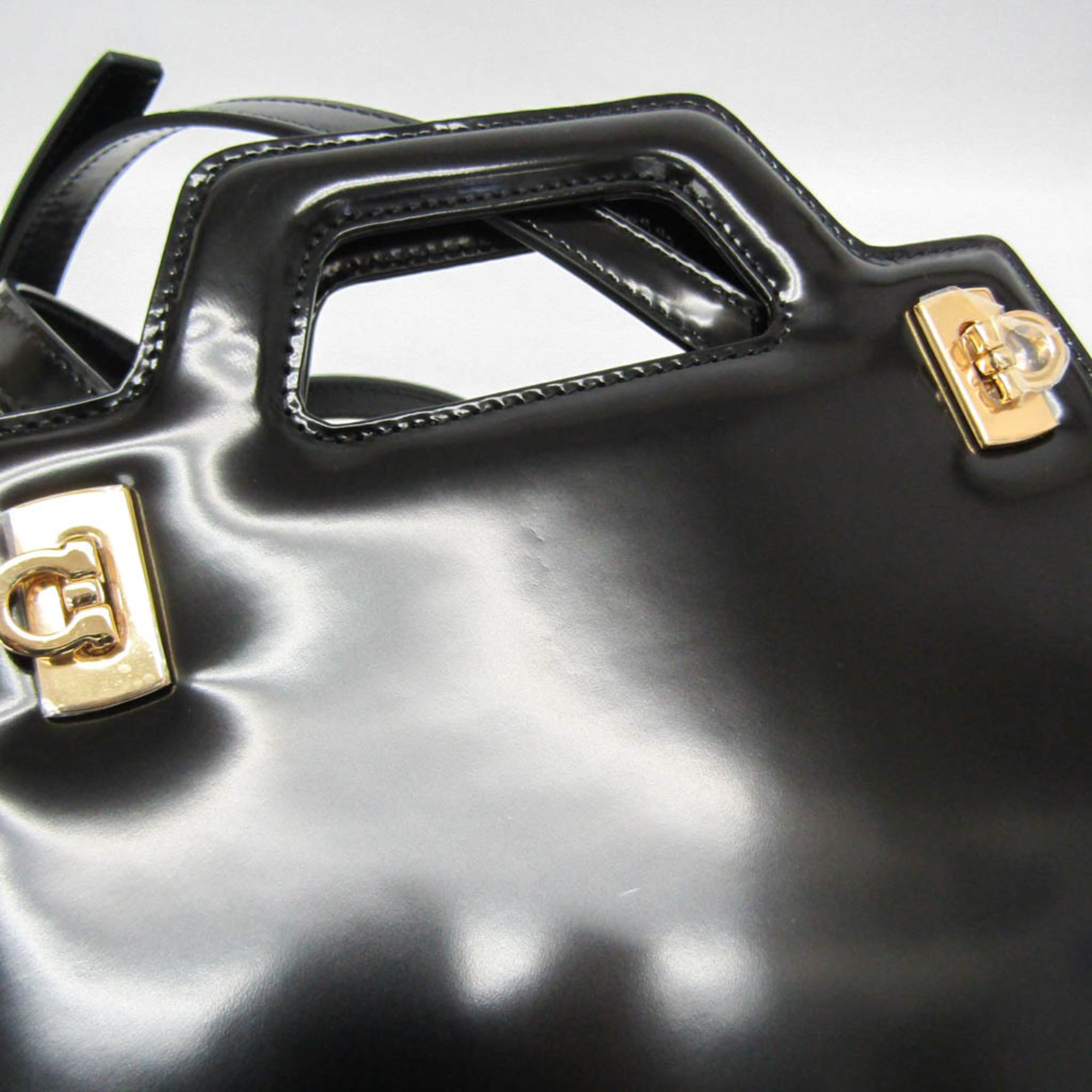 Salvatore Ferragamo Gancini Wanda AU-21 3485 Women's Leather Handbag,Shoulder Bag Black — Like New