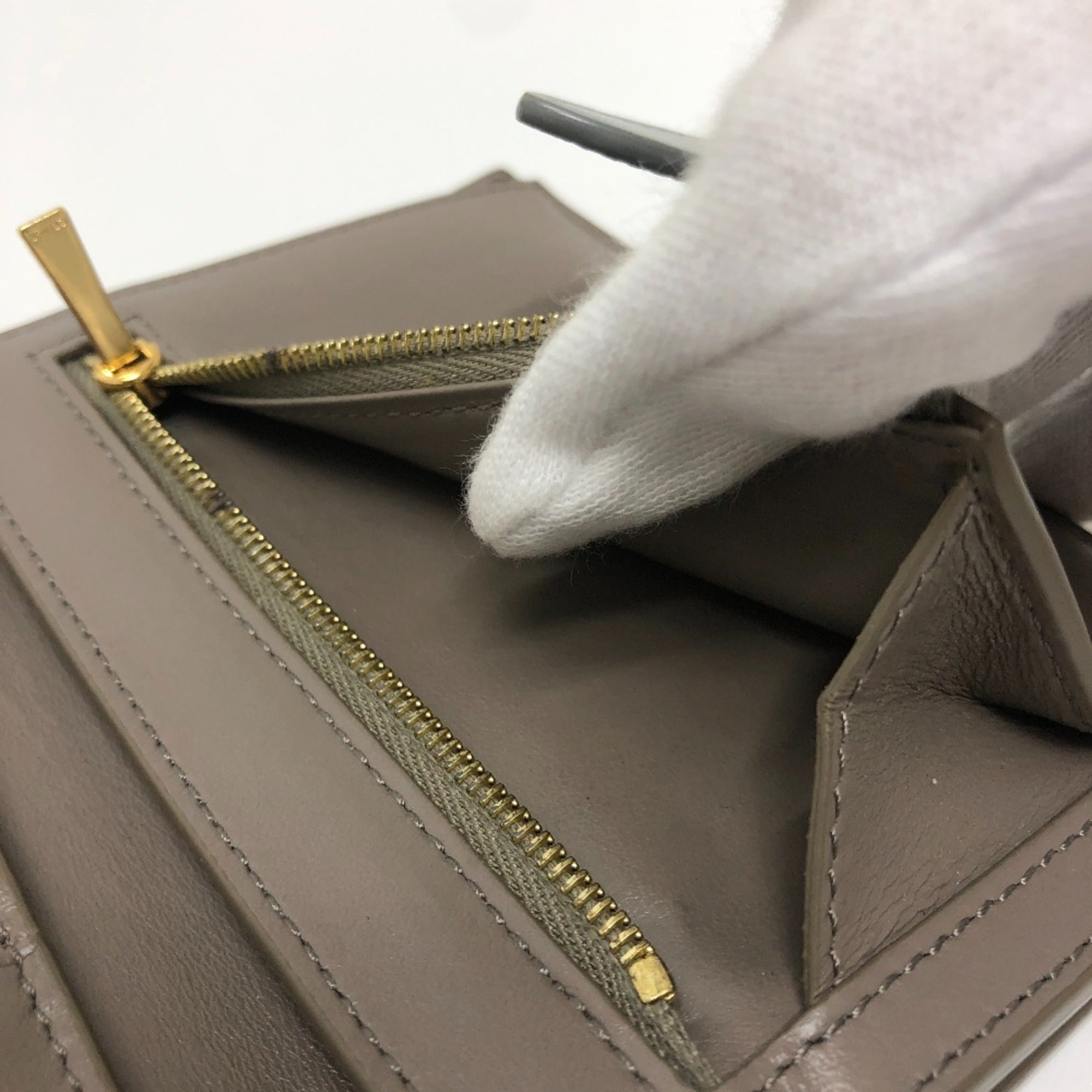 CELINE 10B643BRU Two-Tone Medium Strap Wallet, Compact Bi-fold Leather, Women's, Gray