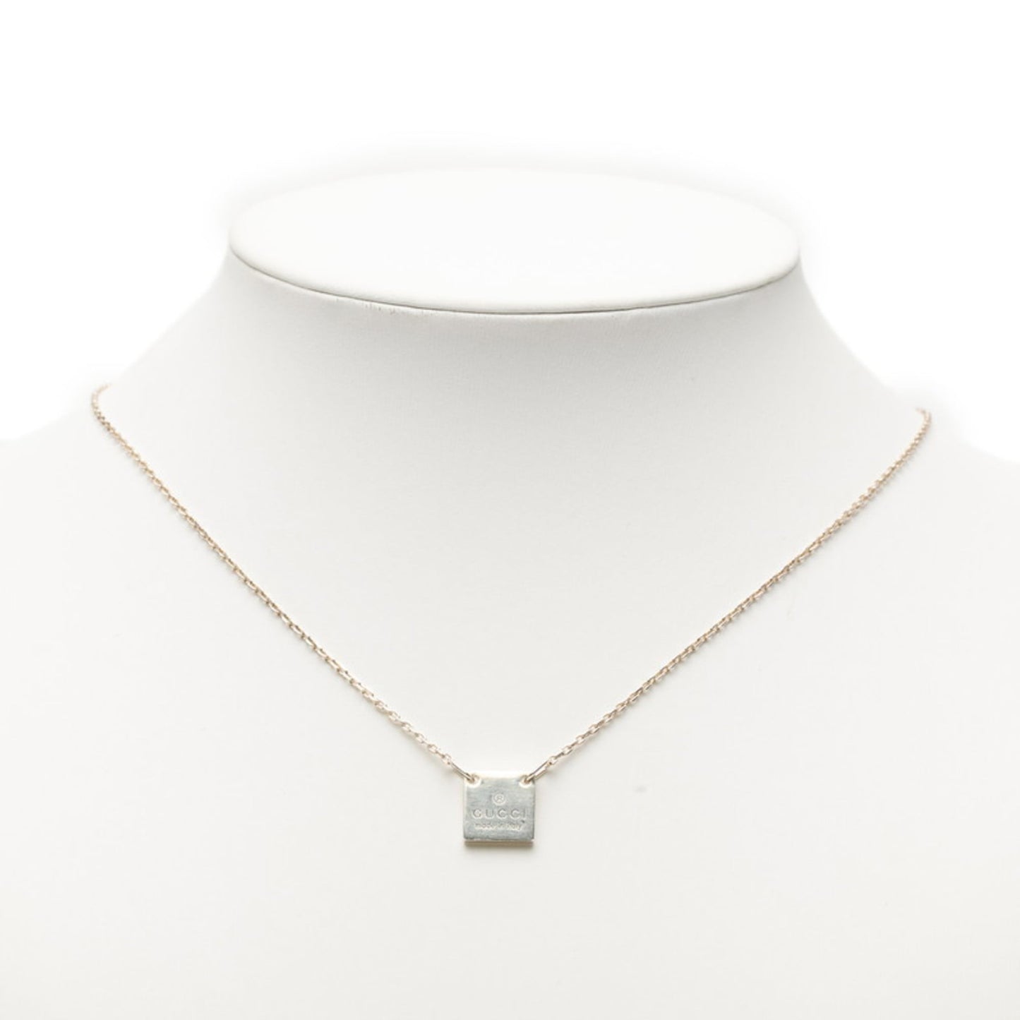 Gucci logo square pendant necklace in SV925 silver for women.