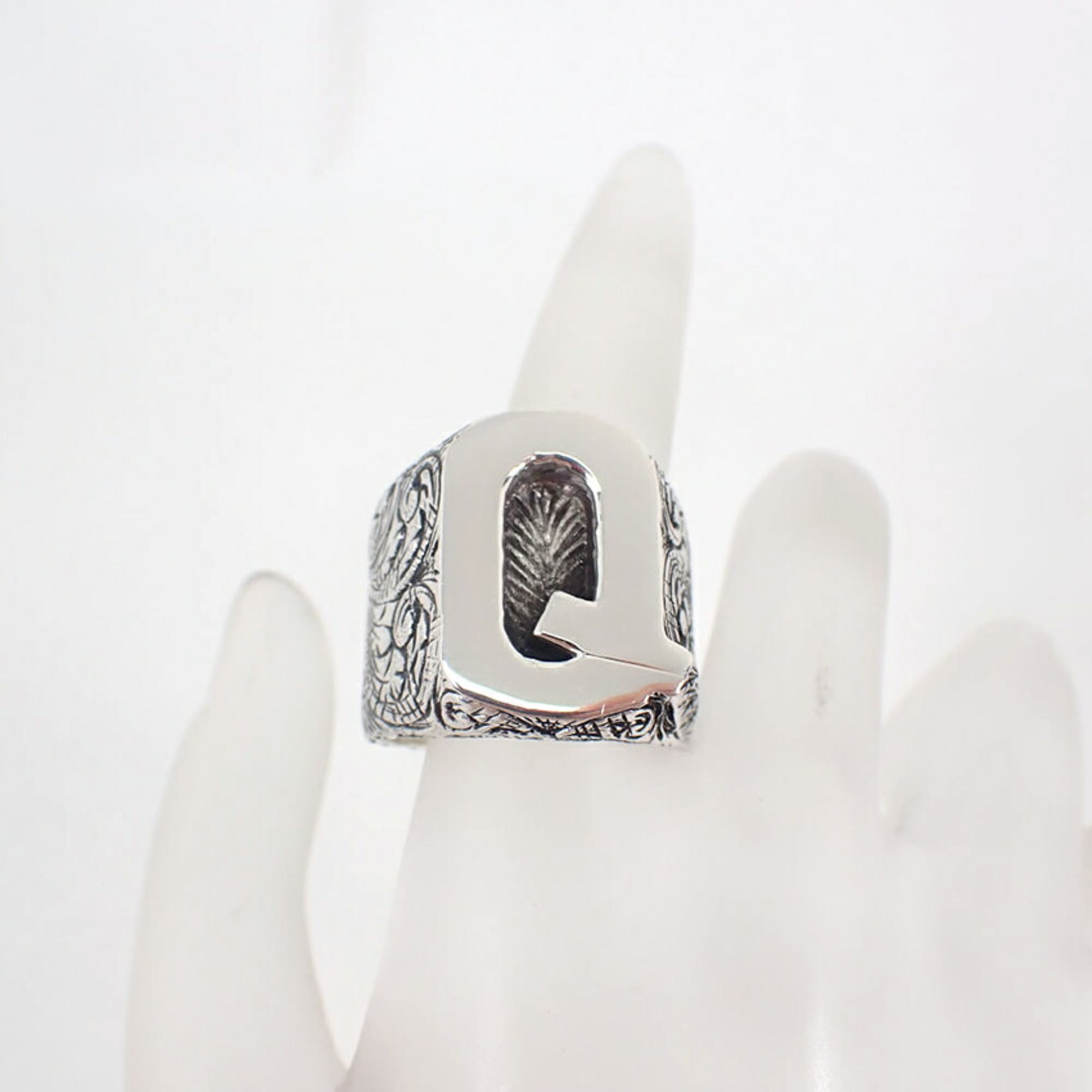 GUCCI Ag925 Alphabet Q Ring, Size 19 — Like New