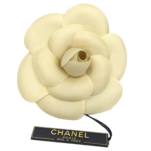 CHANEL Camellia Corsage Brooch Ivory Beige 05C Chanel Women's