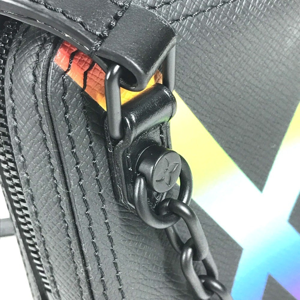 LOUIS VUITTON M30332 Taiga Rainbow Danube Messenger Pochette Shoulder Bag in Leather, Unisex, Black, Like New — Like New