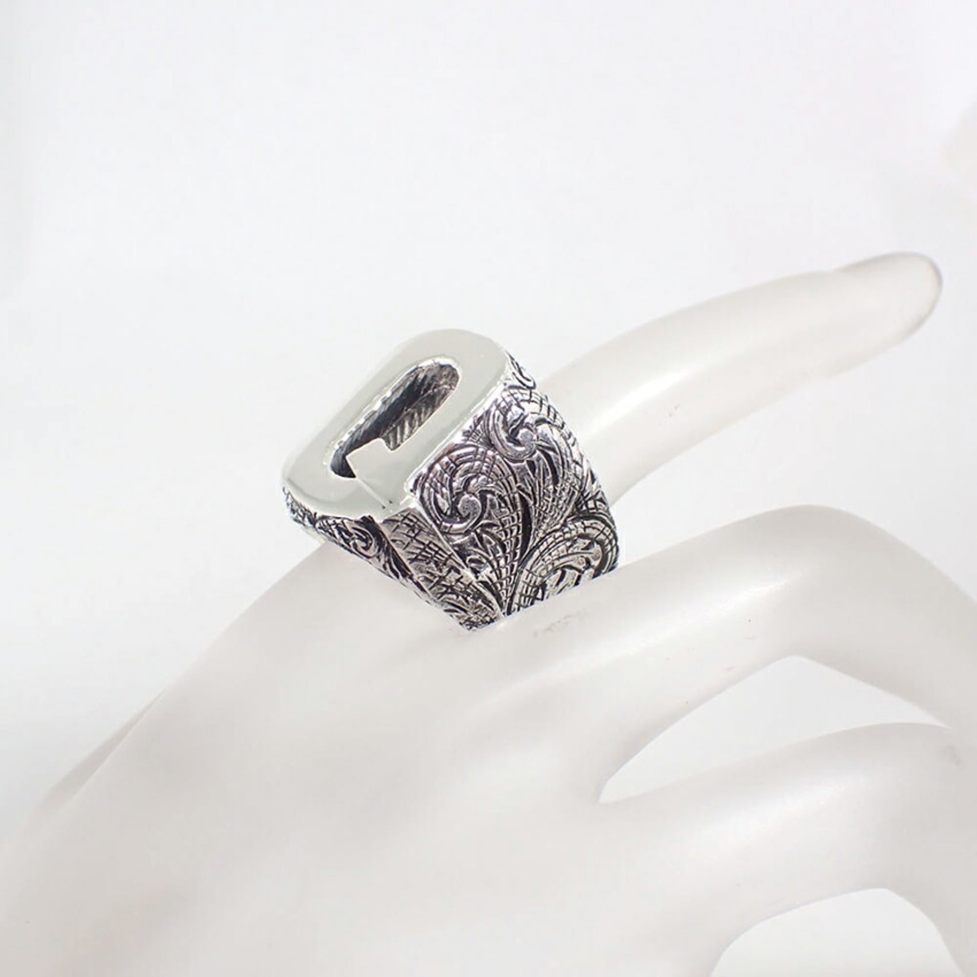 GUCCI Ag925 Alphabet Q Ring, Size 19 — Like New