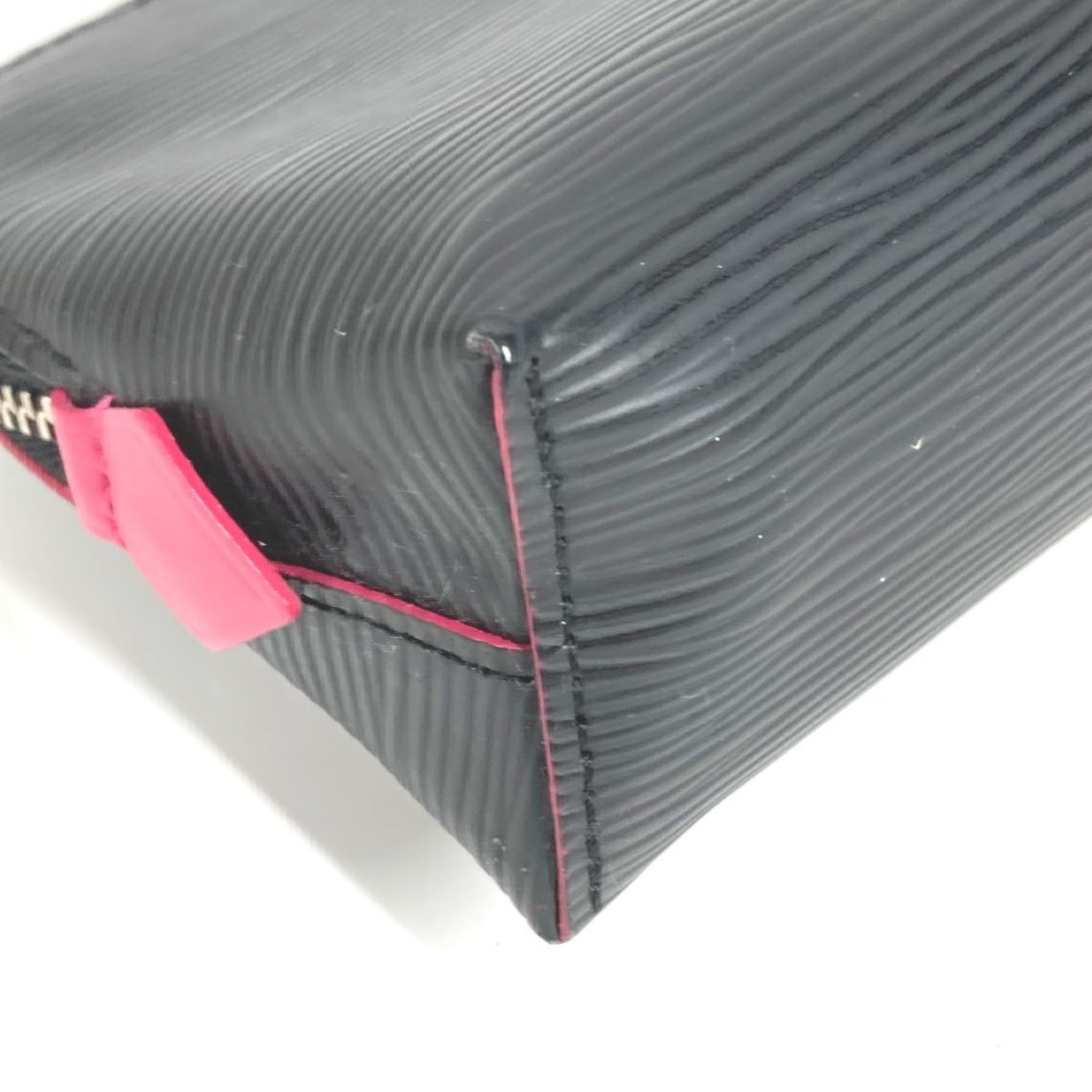LOUIS VUITTON M67185 Epi Two-Tone Pochette Cosmetic Pouch/Makeup Pouch/Multi-Pouch/Cosmetic Pouch/Epi Leather/Men's/Women's/Noir/Black — Like New