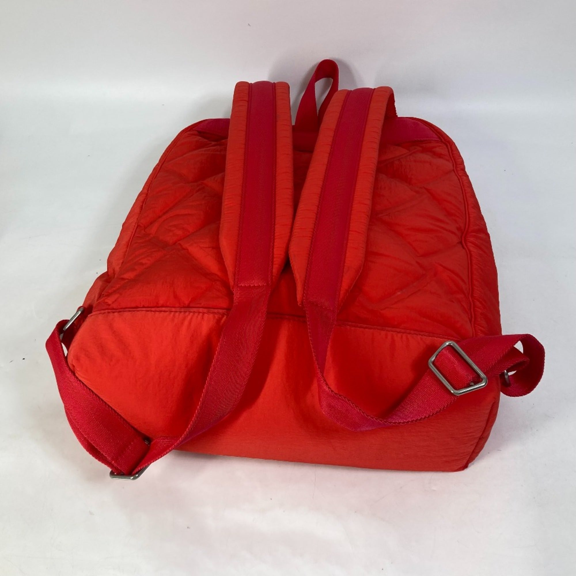 BOTTEGA VENETA 652188 Maxi Intrecciato bag Backpack Tomato Red — Like New