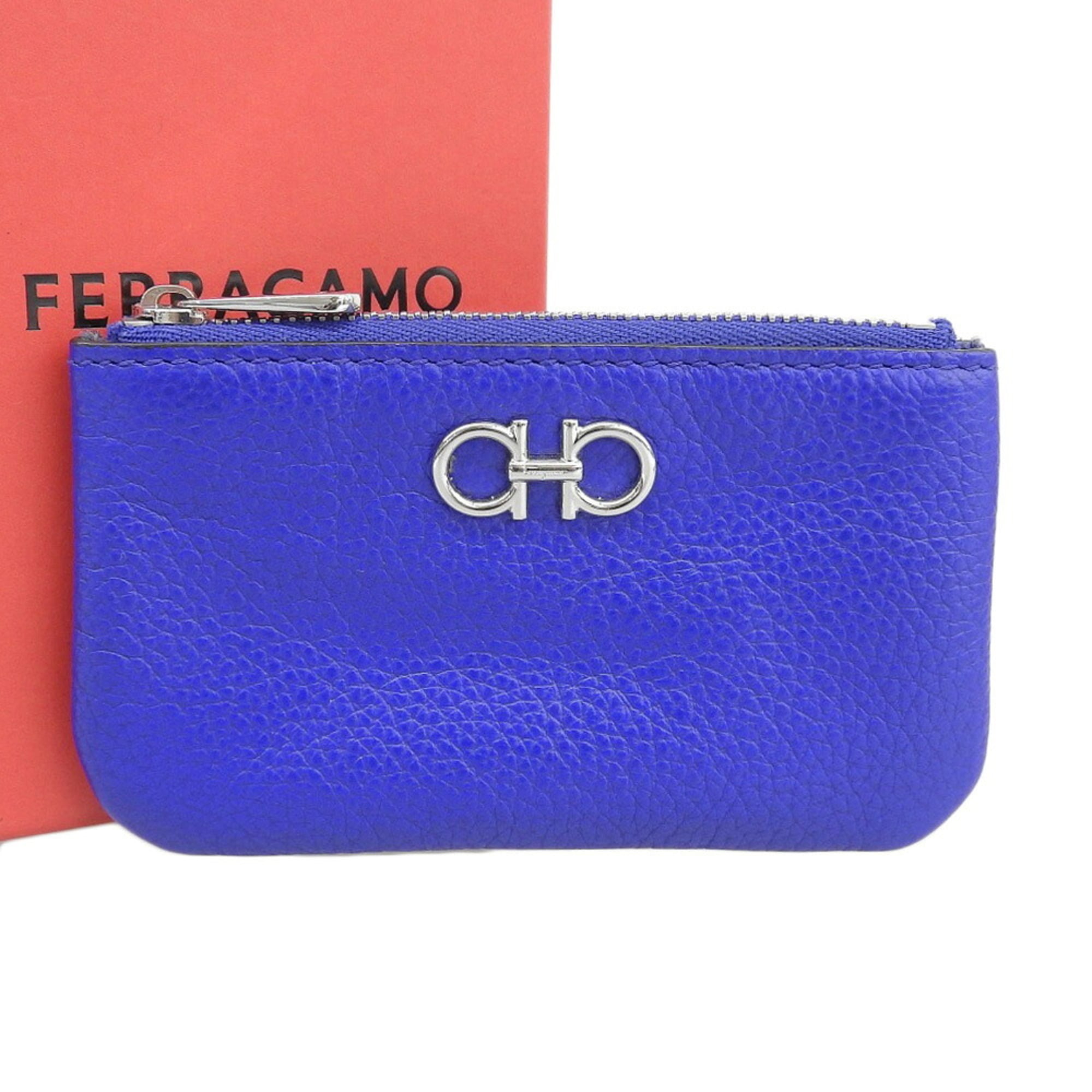 Like new Salvatore Ferragamo Gancini coin purse DP 220383