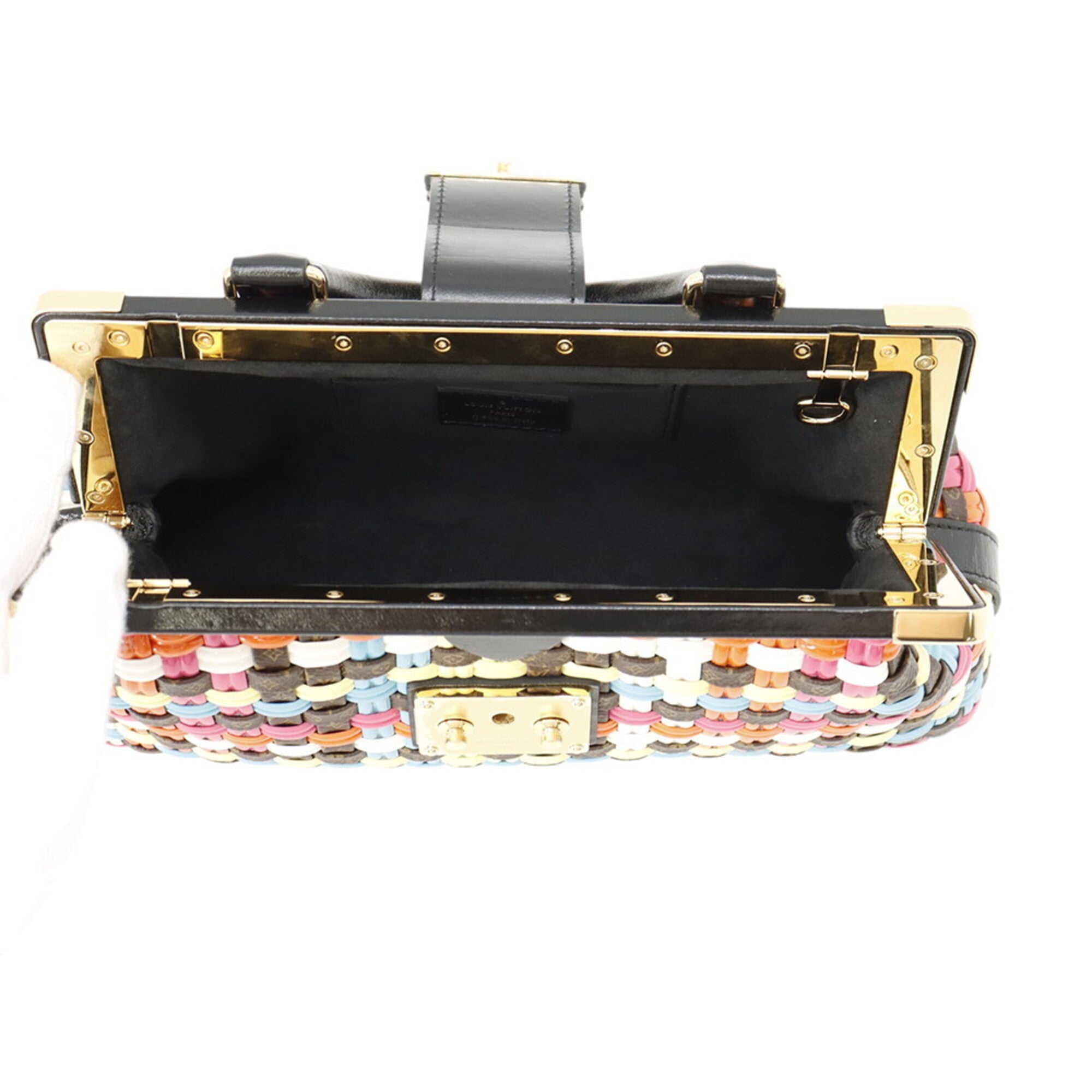 Louis Vuitton handbag, Monogram clutch M22323 LOUIS VUITTON handbag 2023SS Nicolas Ghesquière — Like New
