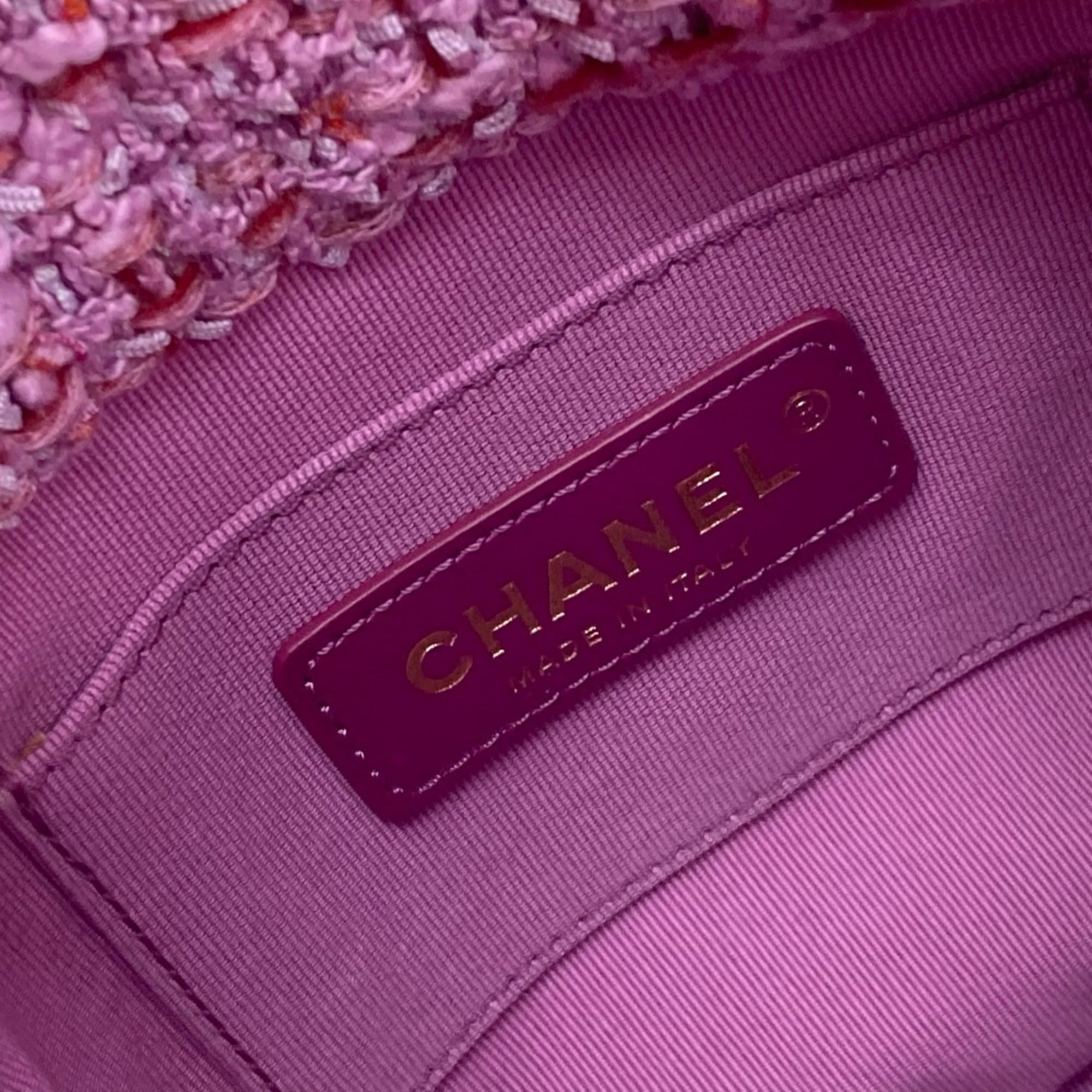 CHANEL 2022SS CC Coco Mark Chain Bucket-Shaped Pochette, 2-Way Handbag/Shoulder Bag, Tweed, Women's, Pink — Like New