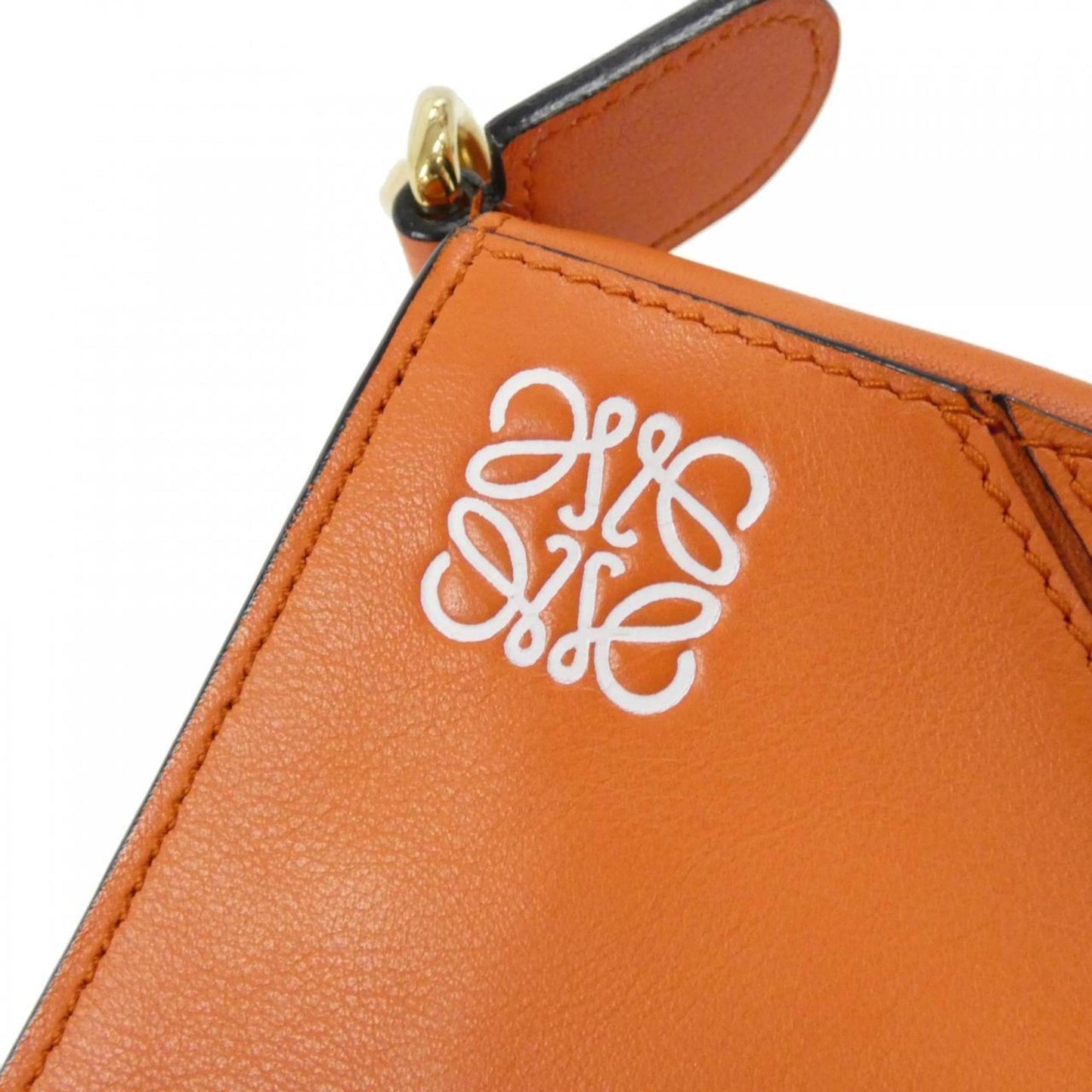 Loewe PUZZLE Pouch 322 89 M87 Shoulder Bag