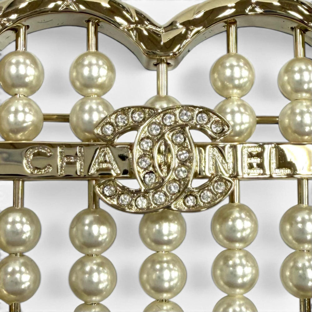 CHANEL B25A ABG046 Coco Mark Matelassé Heart Brooch, Gold and White, Made in Italy, Women's, with Box Dust Bag — Like New
