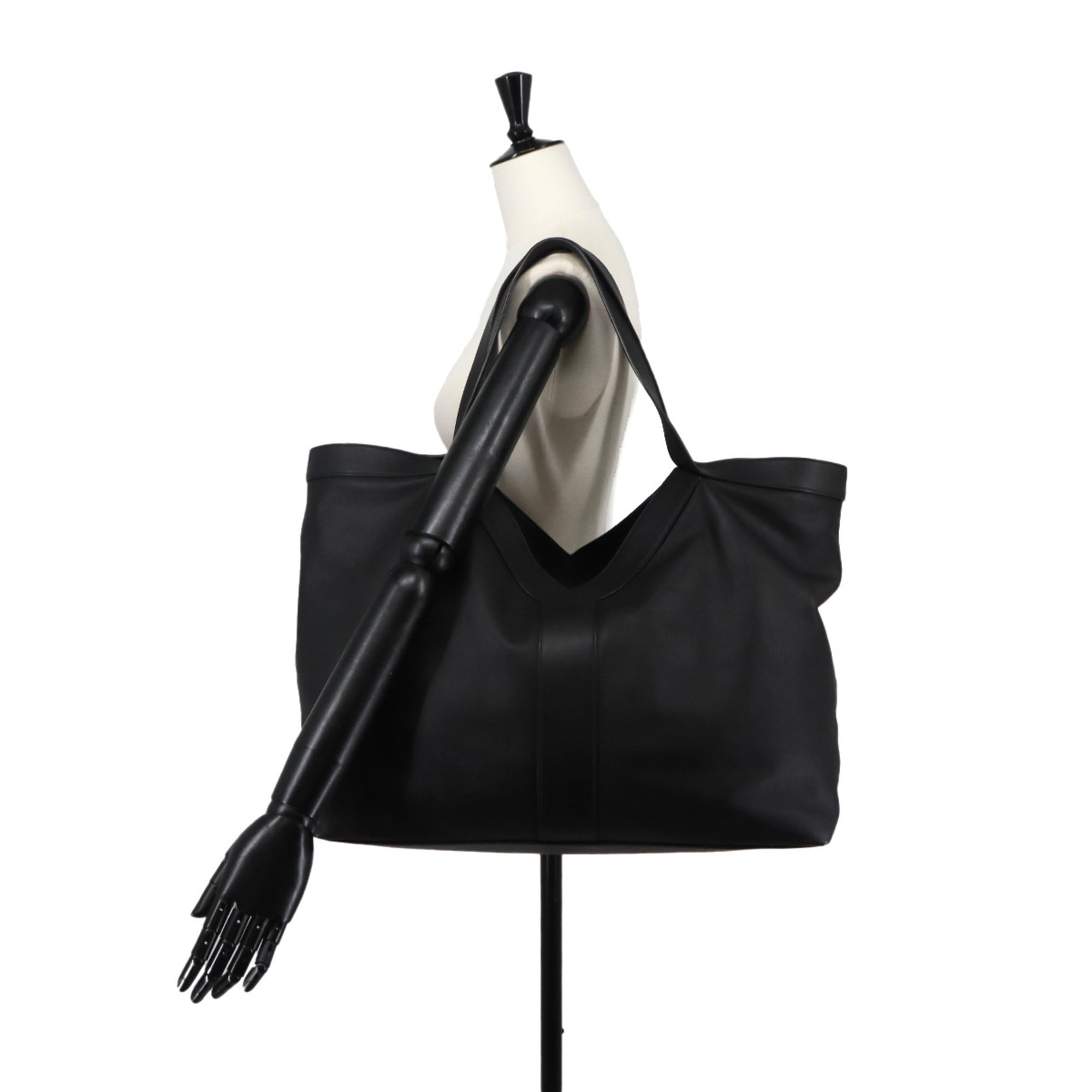 Saint Laurent Y Large Tote Handbag, Leather, Black, 820672, Silver Hardware — Like New