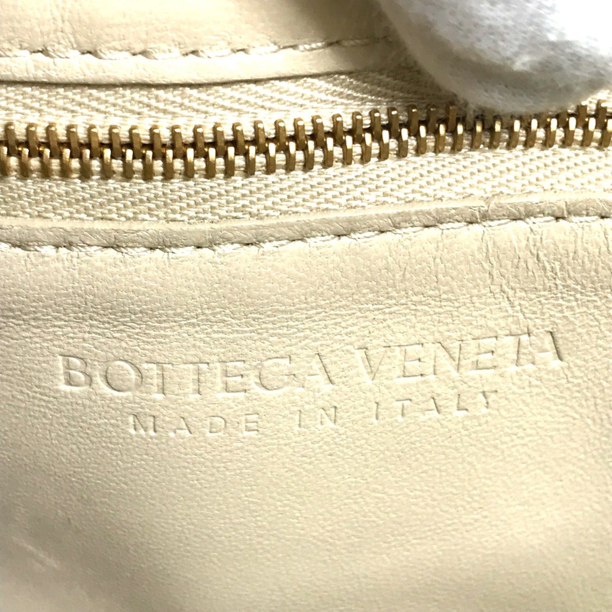 BOTTEGA VENETA 717506 Bag Shoulder Bag Beige — Like New