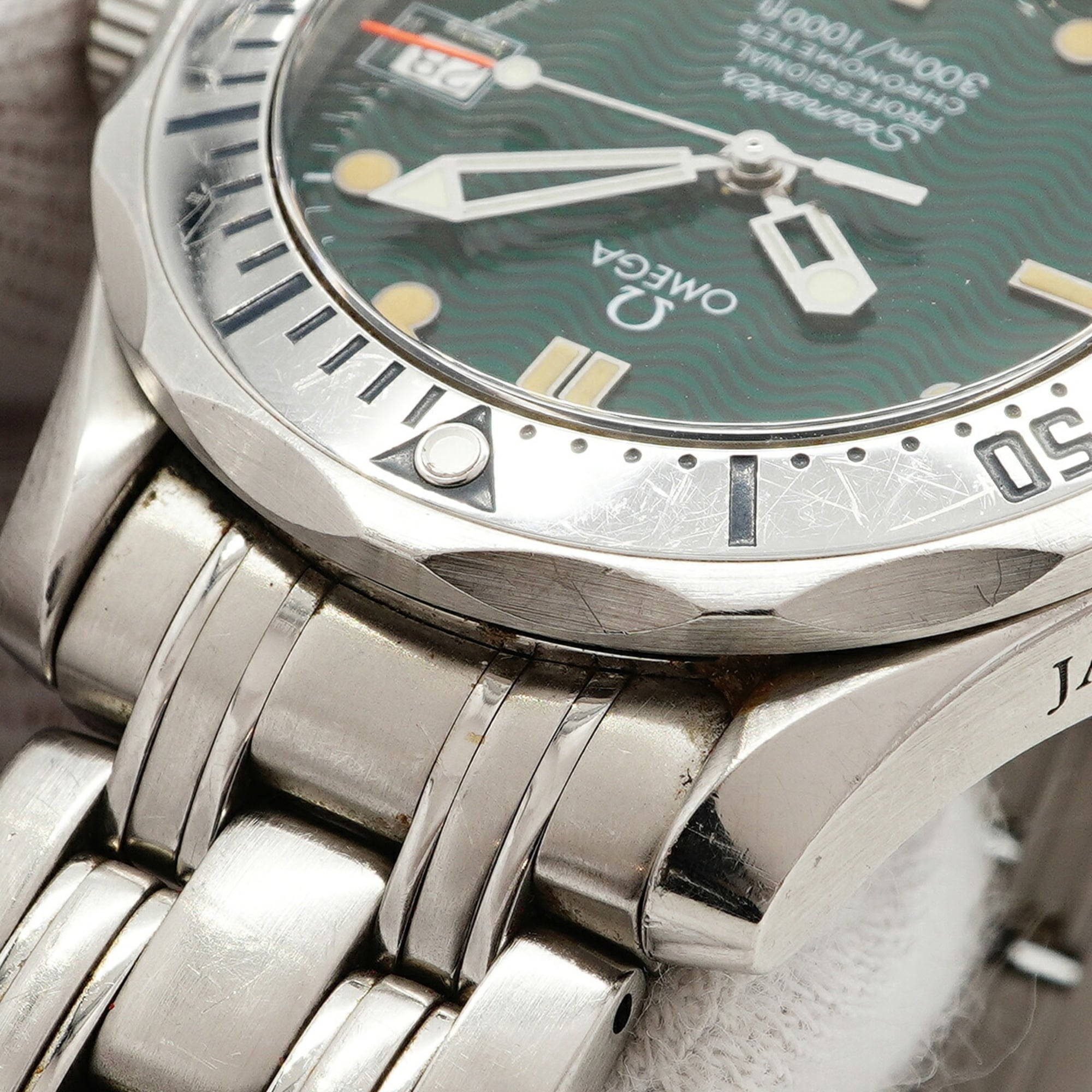 Omega Seamaster 300 Jacques Mayol Limited Edition (3000 pieces) 2553.41 Green Dial Watch (Boys' Size) — Good