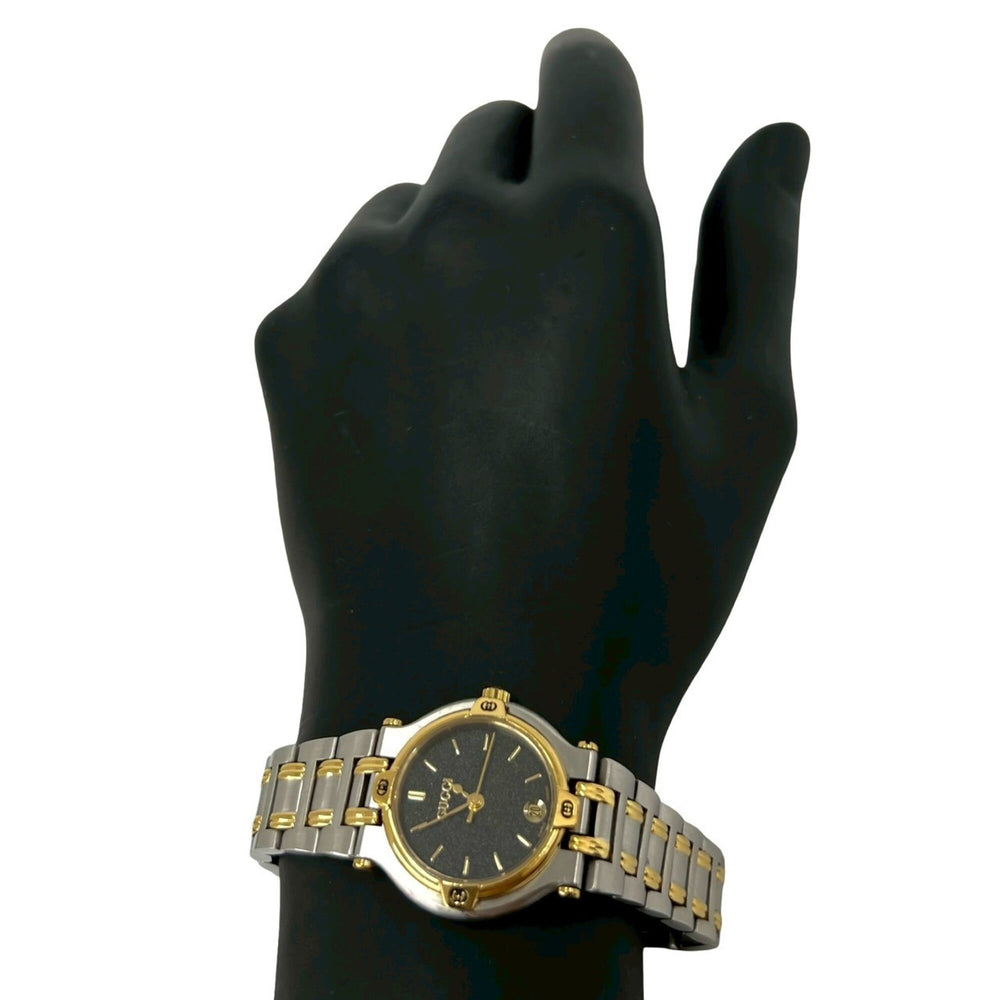 GUCCI 9000L Logo Engraved Stainless Steel Quartz Wristwatch, Silver/Gold, 37789 — Good