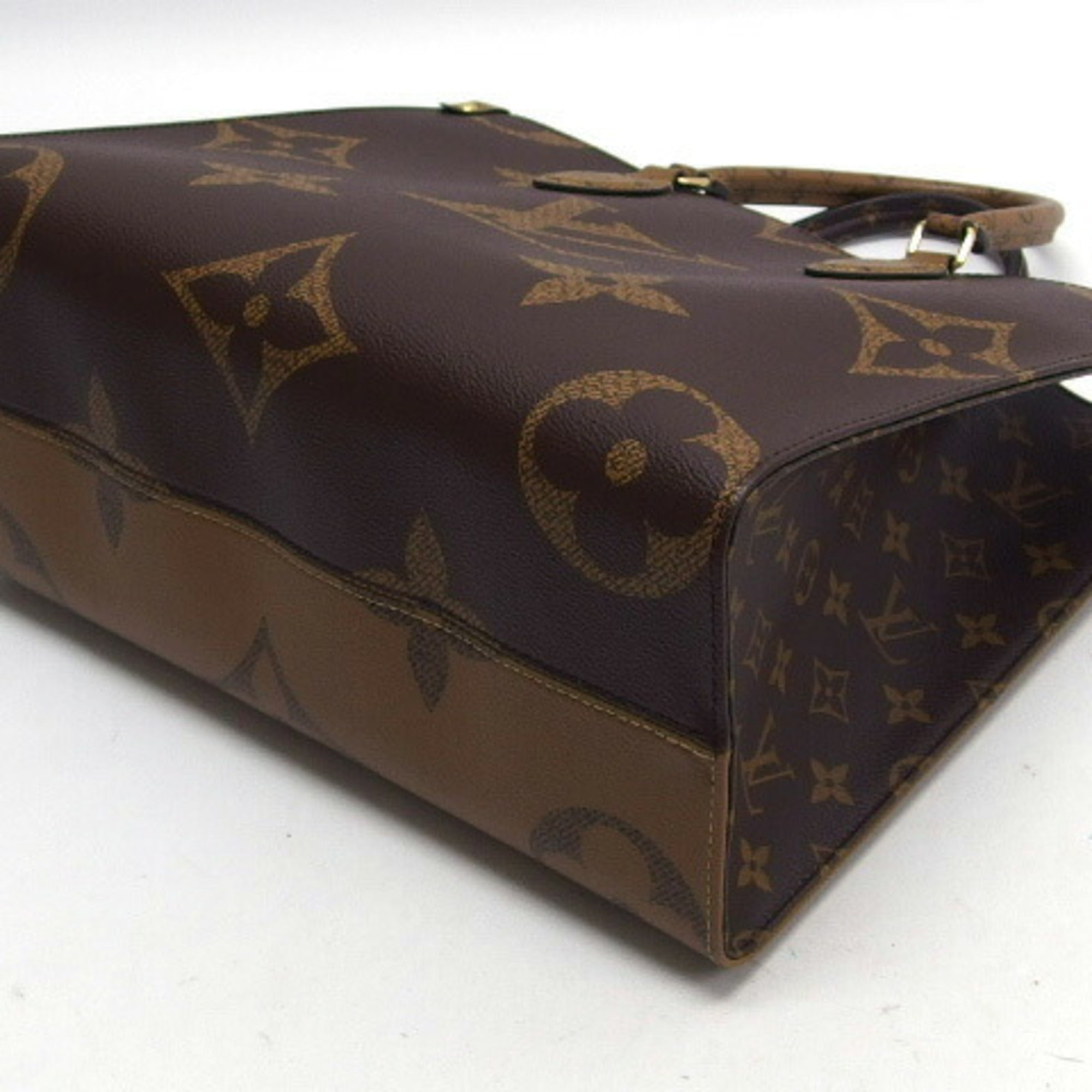 Louis Vuitton Monogram On the Go MM Tote Bag M45321 — New - Store Return