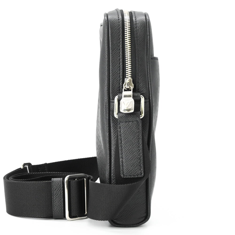 LOUIS VUITTON PPM Shoulder Bag LV Black M30265 — New - Store Return