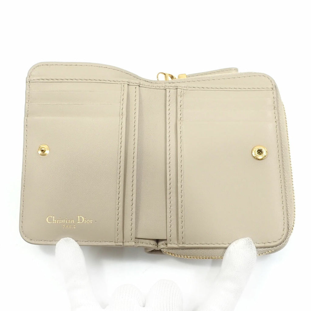 Christian Dior Caro Scarlett Women's Bifold Wallet in Beige Calfskin Leather (S5032UWHC-M116)