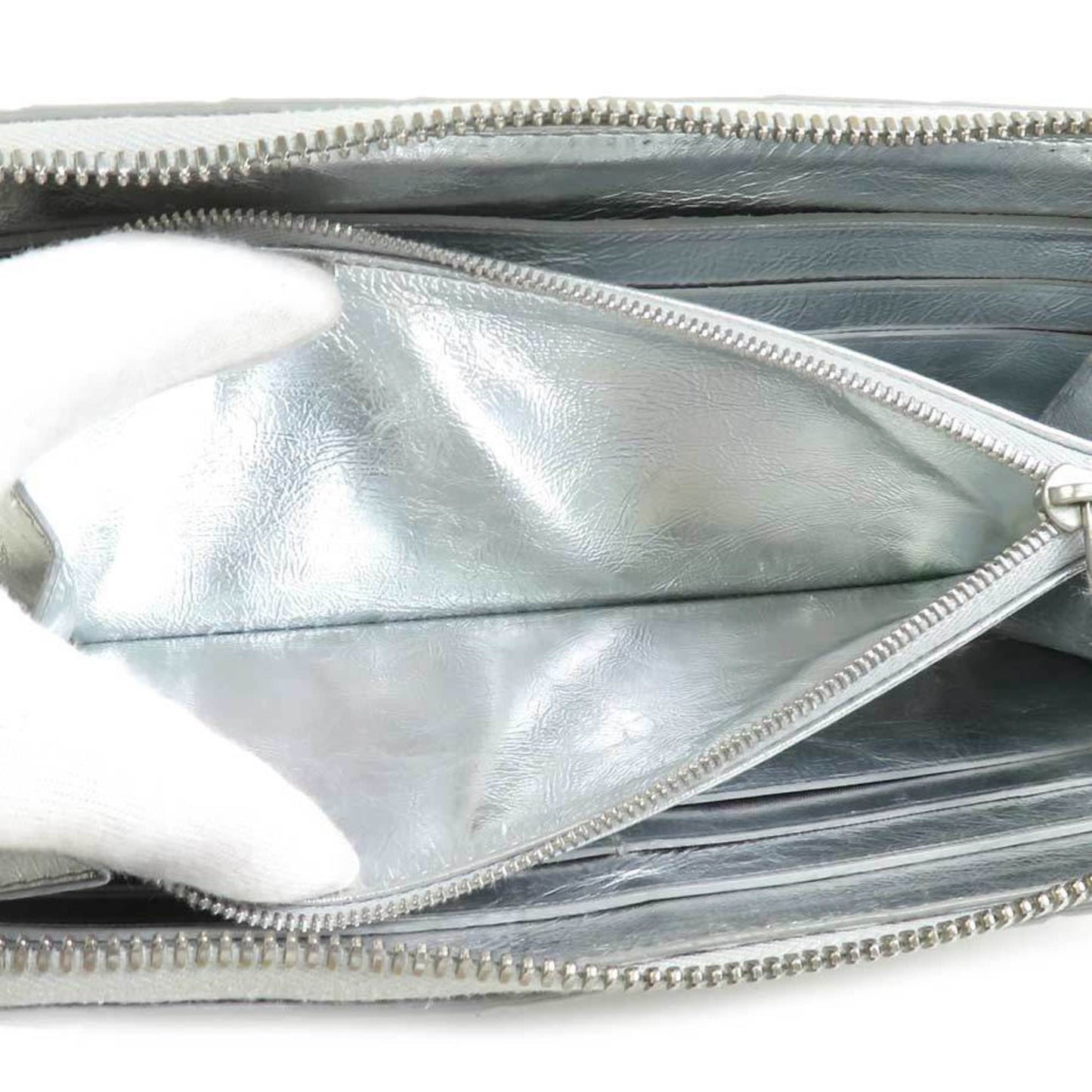 Bottega Veneta round long wallet in intrecciato leather silver for men and women, h31637g