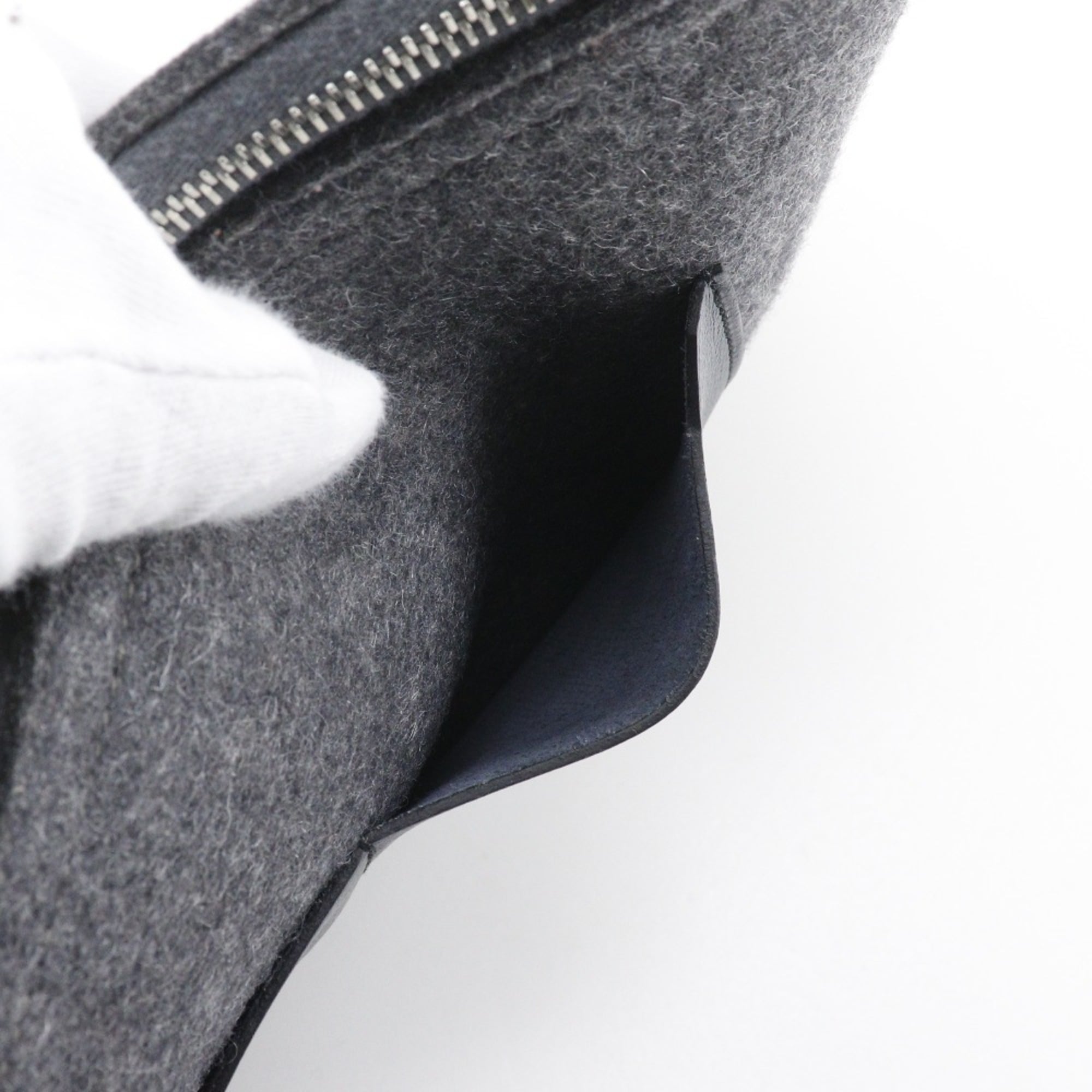 Hermes Too Doo 37 Clutch Bag Felt 2017 Gray A A5 Zipper Unisex