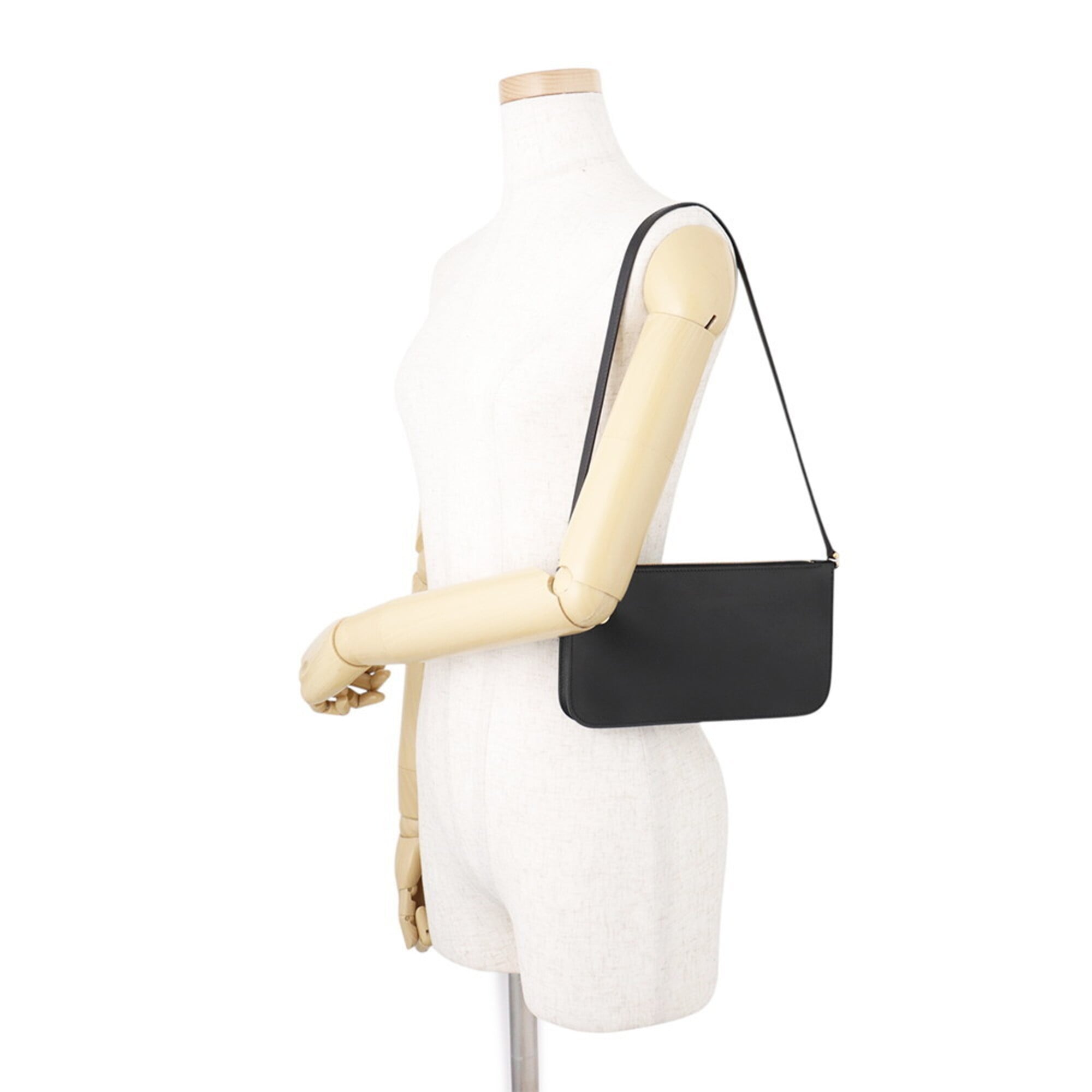 Hermes Shoulder Wallet Zip En Go To Chaine d'Ancre Black Evergrain K Stamp Handbag Pouch HERMES — Like New