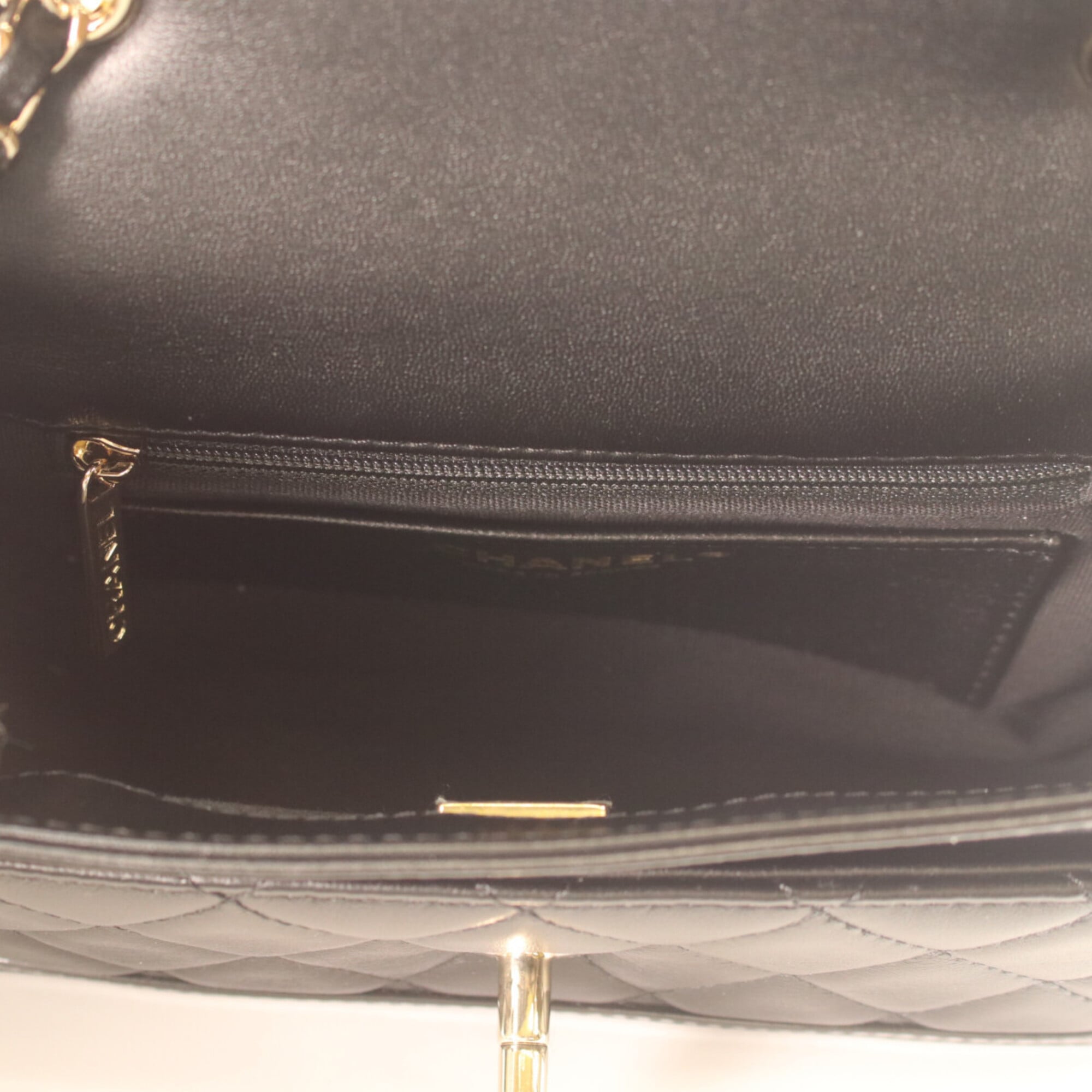 CHANEL AS4288 Matelassé 20 Black Lambskin x Patent Leather Gold Hardware Single Flap Shoulder Bag Women's — Like New