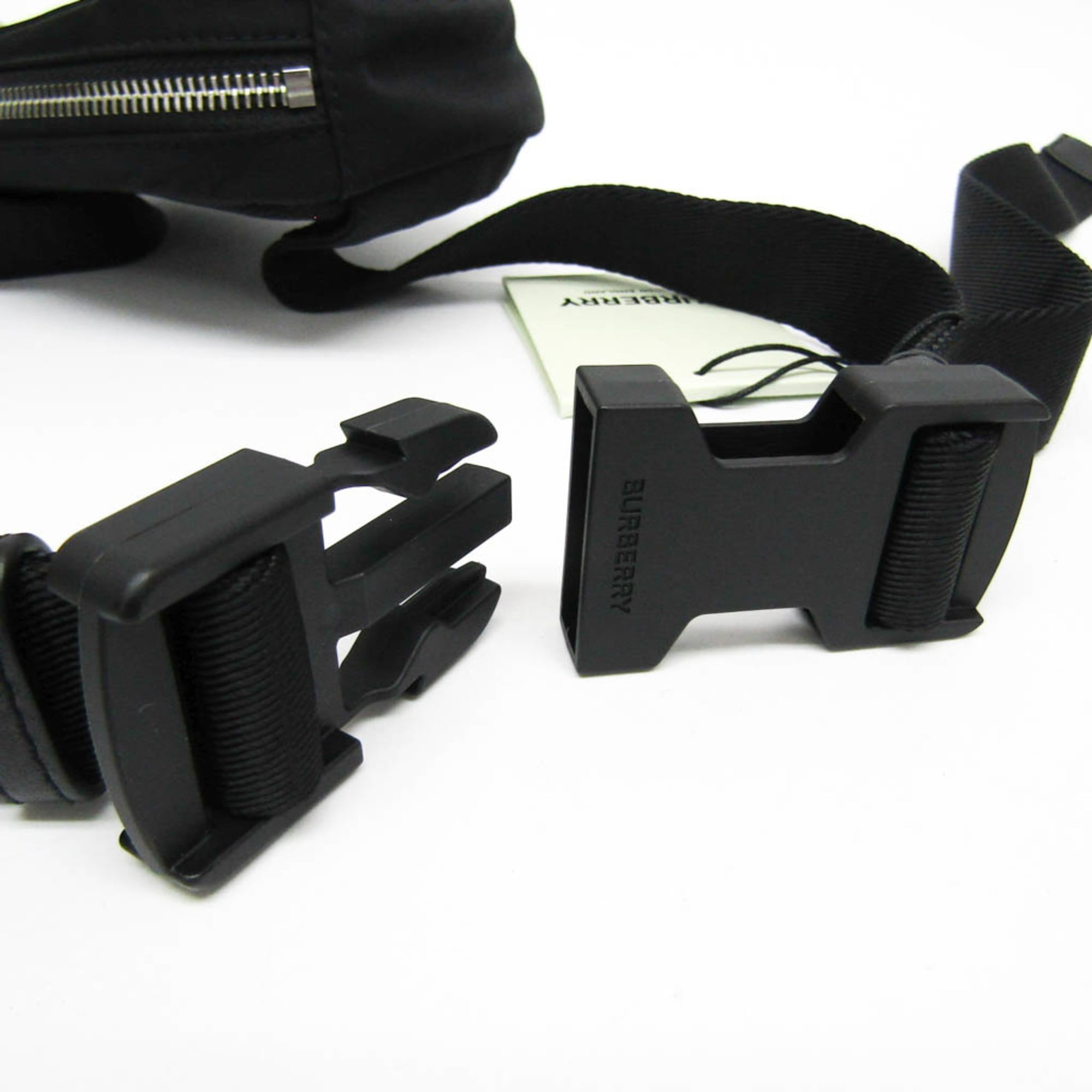 Burberry 8052887 Men,Women Nylon Fanny Pack Black — Like New