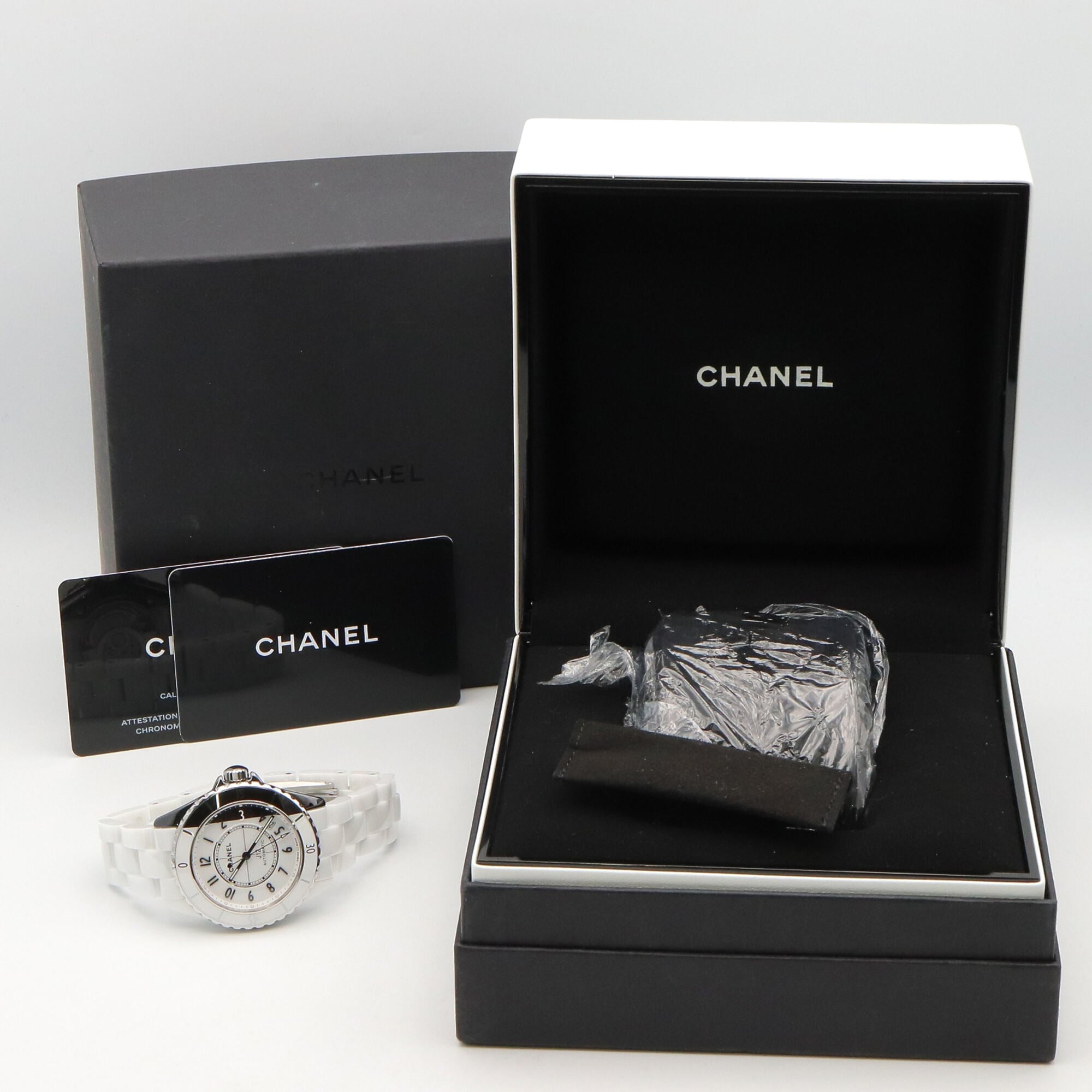 Chanel J12 Paradox Caliber 12.1 Watch, Ceramic, Men's, White/Black, H6515 — Very Good