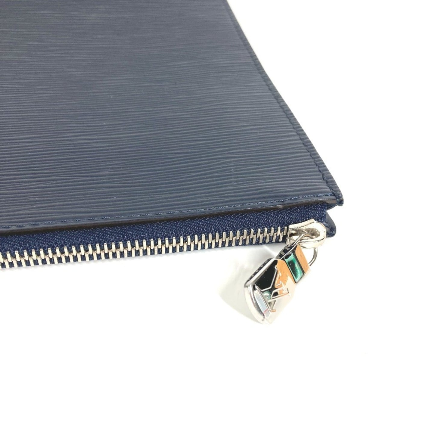 LOUIS VUITTON M68199 Epi Leather Pochette Jour GM. This GM bag features an L-shaped zipper and is a clutch in Leather. Available Blue Marine for men women.