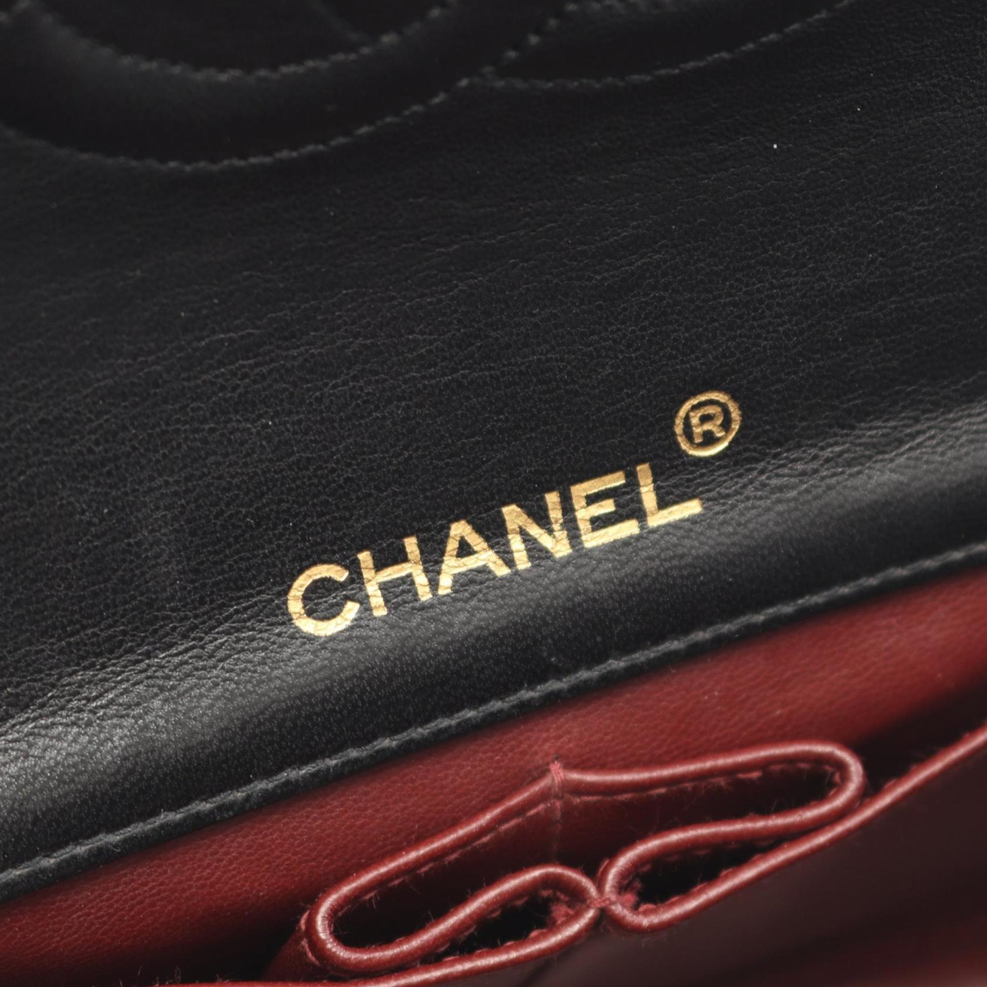 CHANEL Mini Matelasse Full Flap Shoulder Bag/Handbag in Lambskin Leather, Black