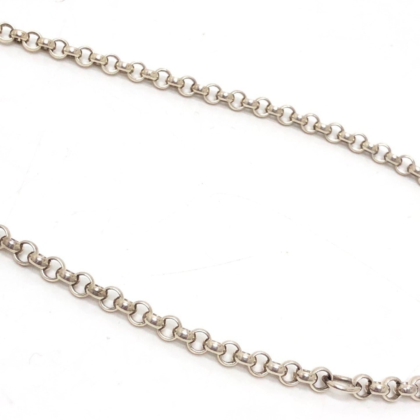 GUCCI Gucci Circle Logo Pendant with Cursive Chain Necklace in SV925 Silver for Women