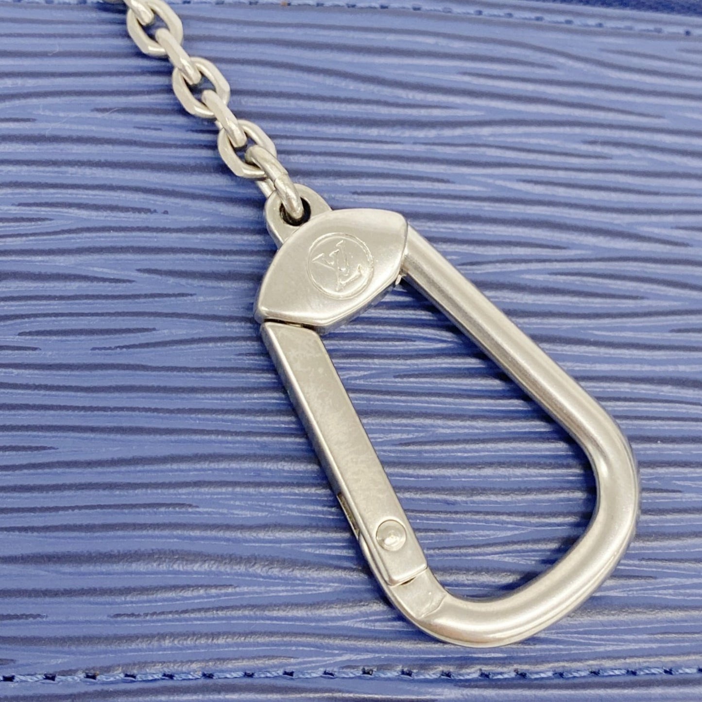 Louis Vuitton Epi Pochette Cle M6380G Myrtille Wallet/Coin Case for Men and Women