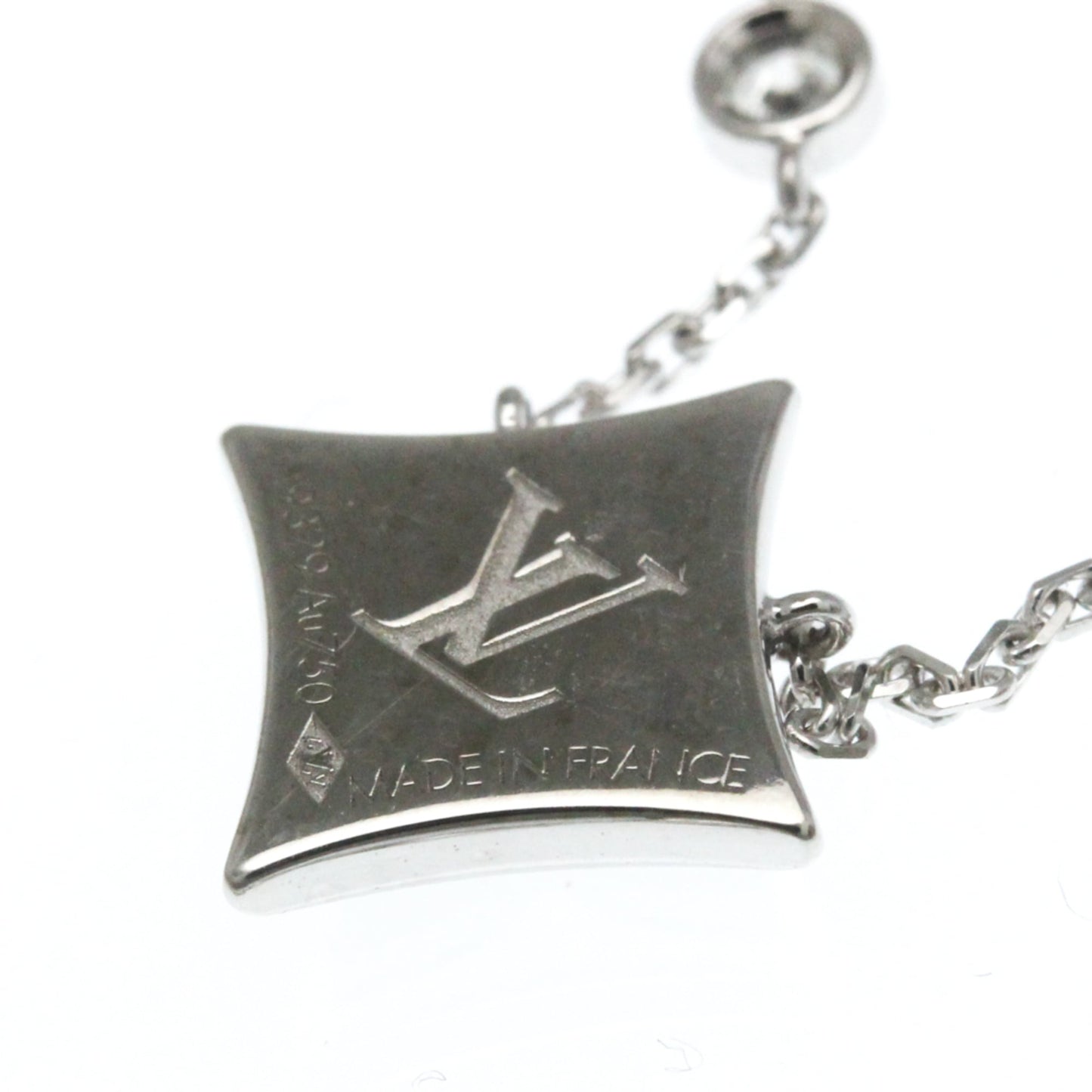 Louis Vuitton Star Blossom BB Necklace, Onyx And Diamond White Gold (18K) Diamond,Onyx Men,Women Fashion Pendant Necklace (Silver)