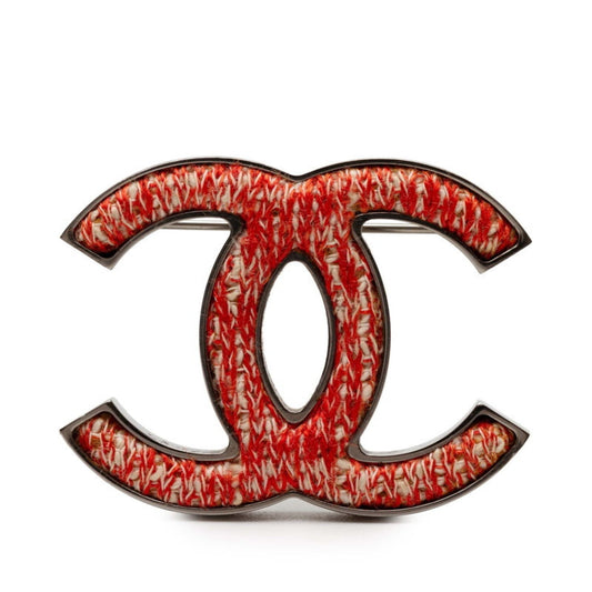 Chanel Coco Mark Brooch in Silver and Orange Metal Tweed for Women