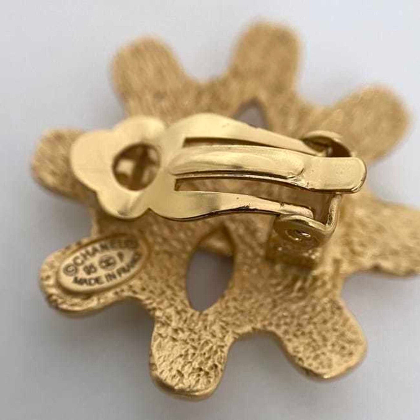 Chanel Earrings f-22316 Gold Coco Mark GP 95 P CHANEL Women's Men's Ear Point Engraved Clip