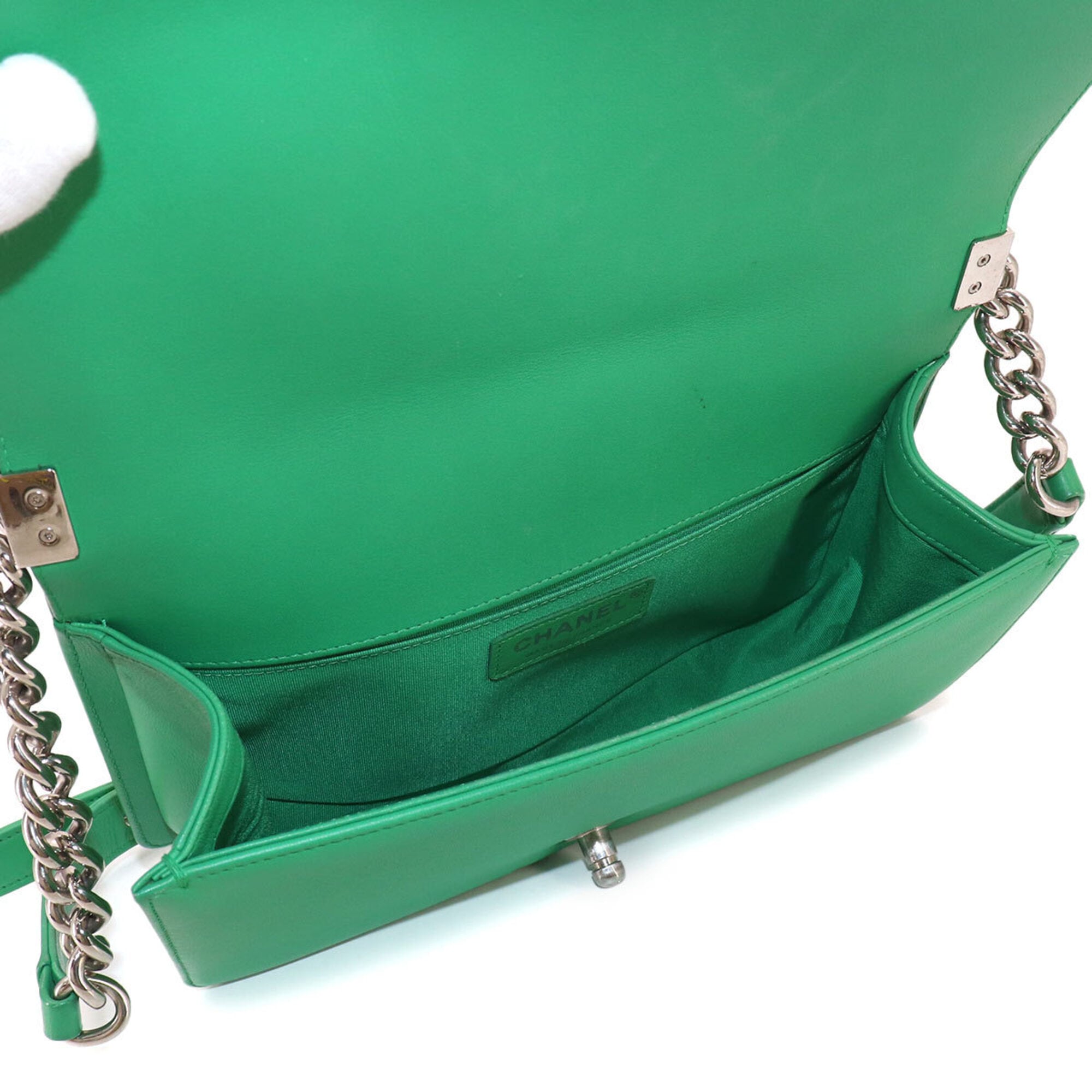 Chanel Boy Chain Shoulder Handbag, Lambskin, Green, A67086, Silver Hardware — Like New