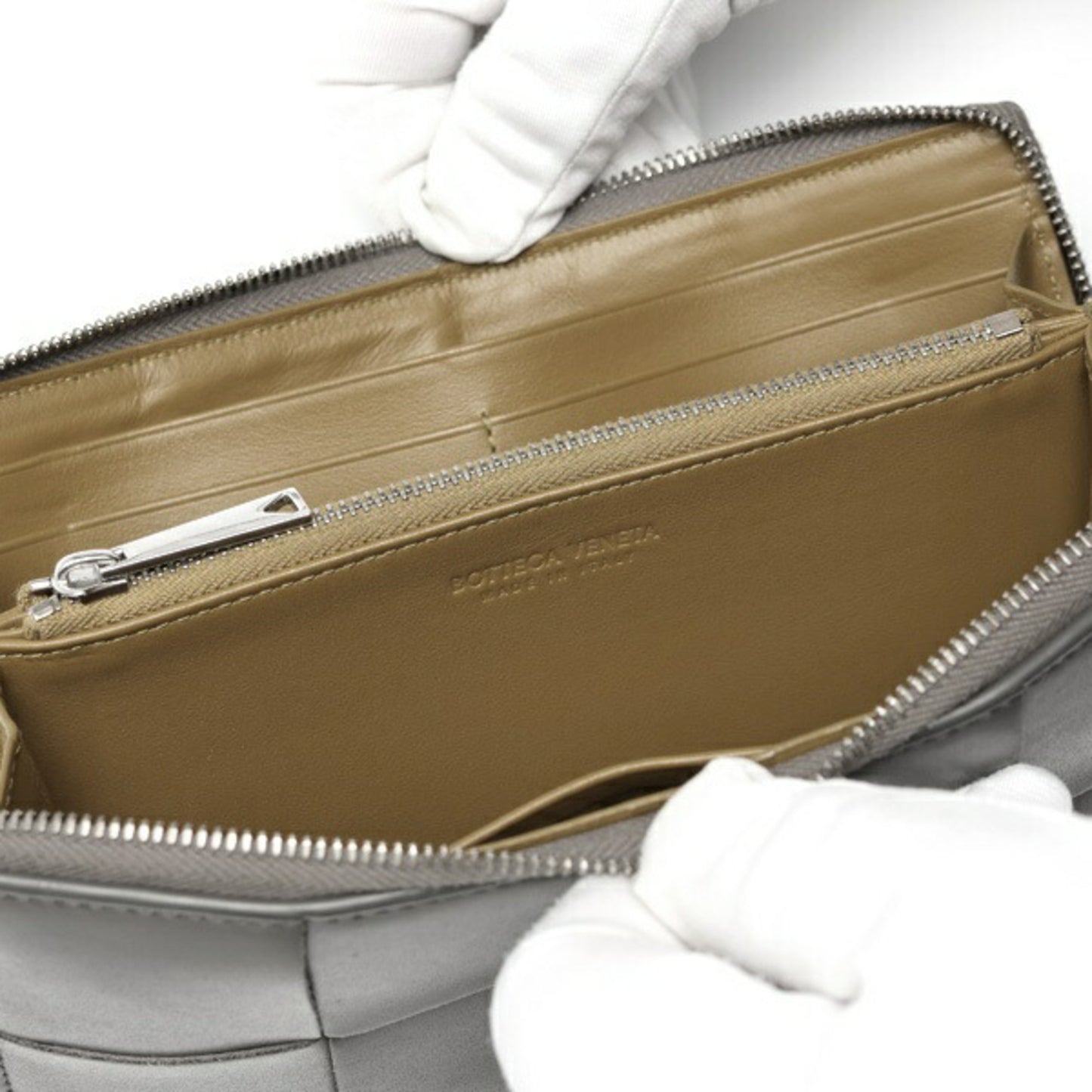 Bottega Veneta Cassette Zip Around Wallet 814649 Calf Leather Gray S-159381