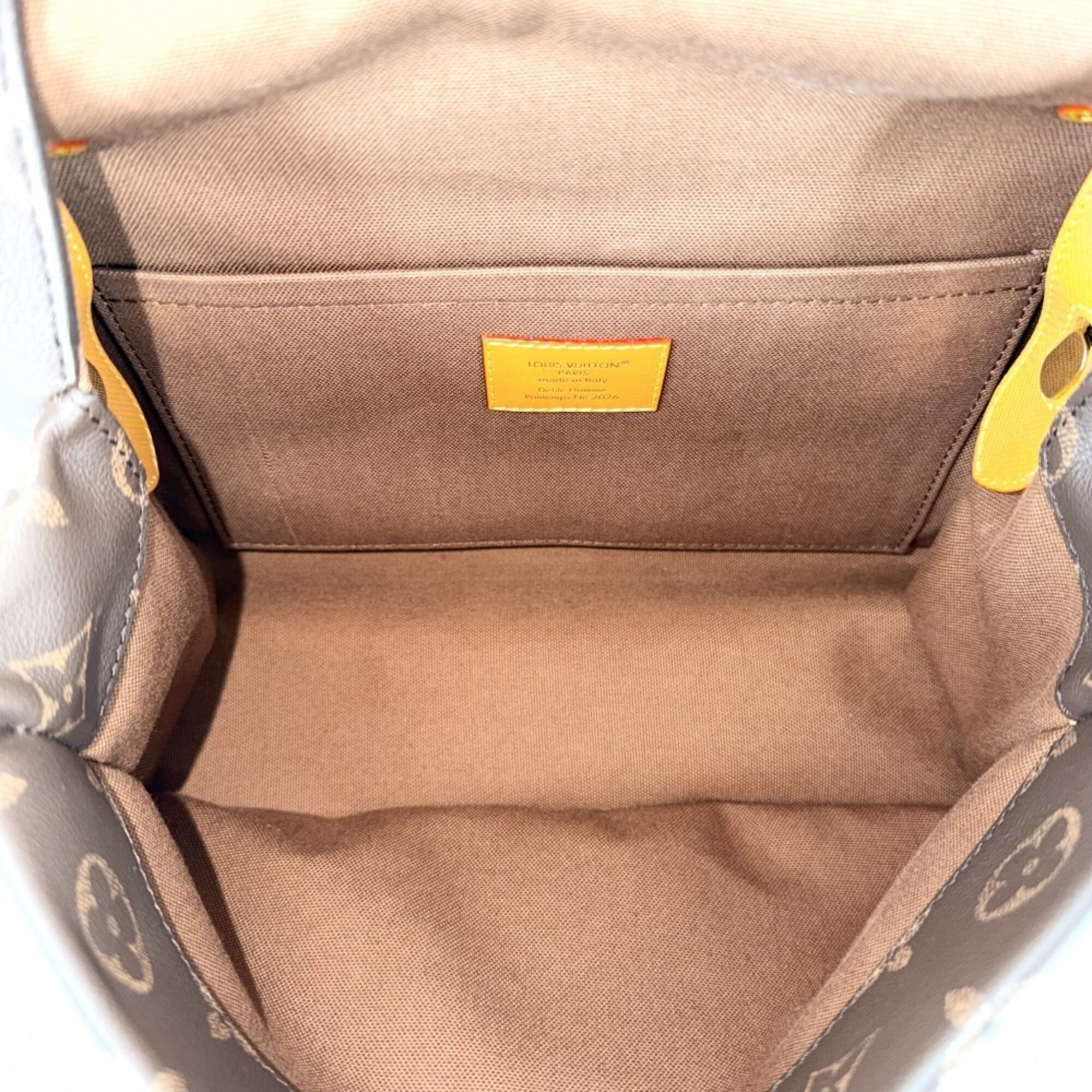 Louis Vuitton Men's Monogram Takeout Messenger Shoulder Bag, M28113, Canvas, Brown, Gold Hardware — Like New