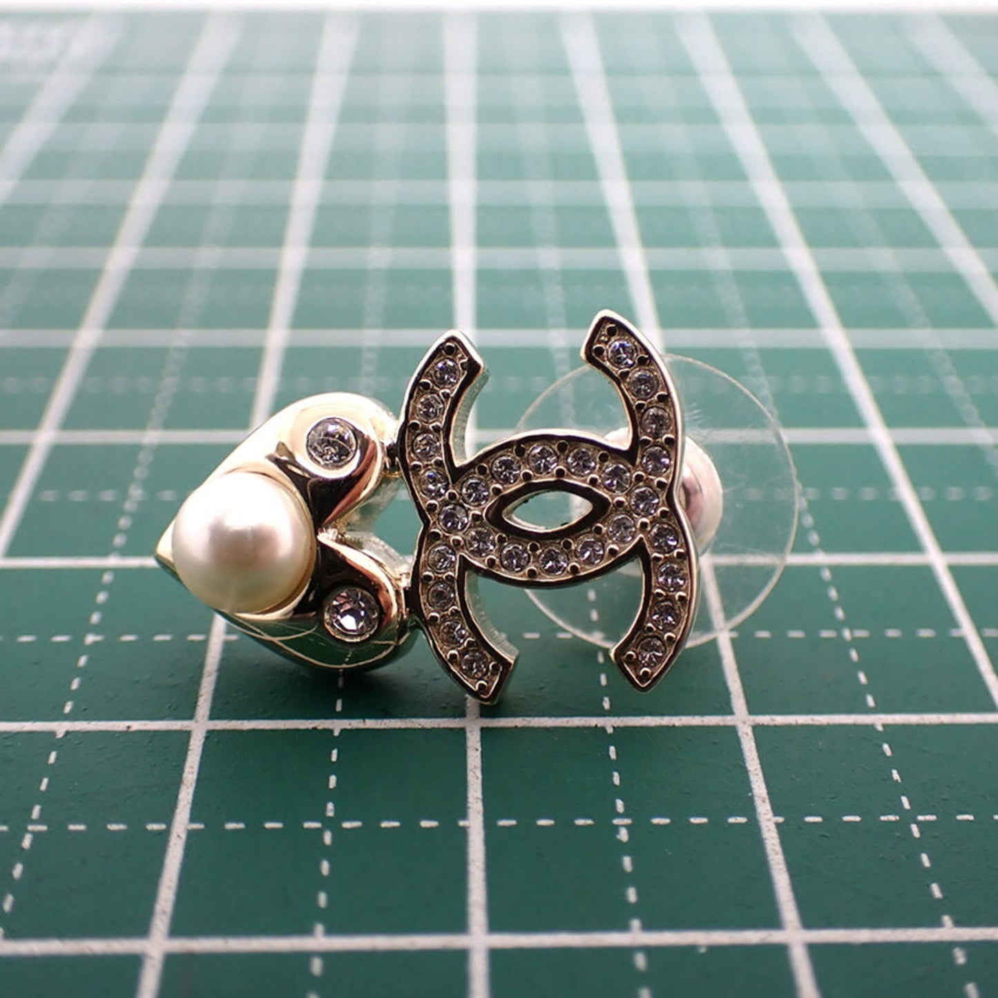 CHANEL Coco Mark Faux Pearl Rhinestone Earrings (One Piece)