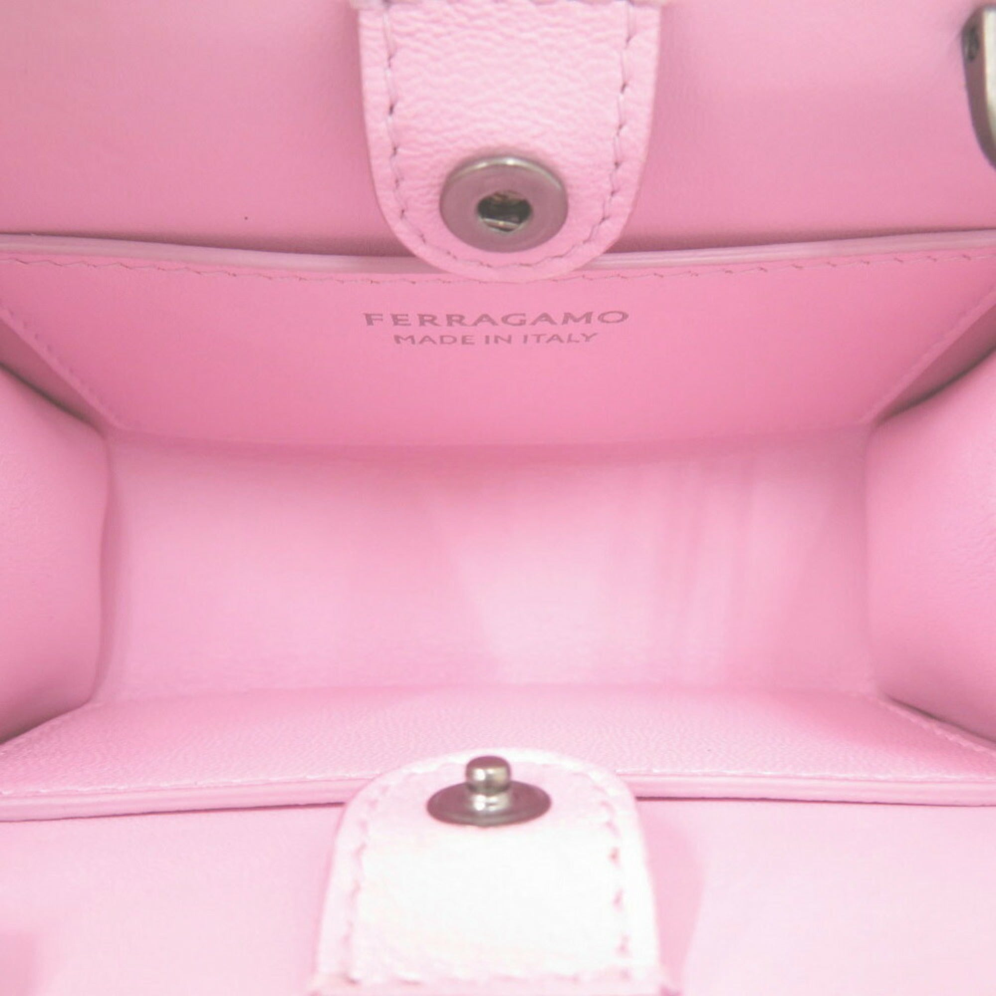 Salvatore Ferragamo Wanda Chain Shoulder 213984 Calf Leather Pink Bag 0559Salvatore — Like New