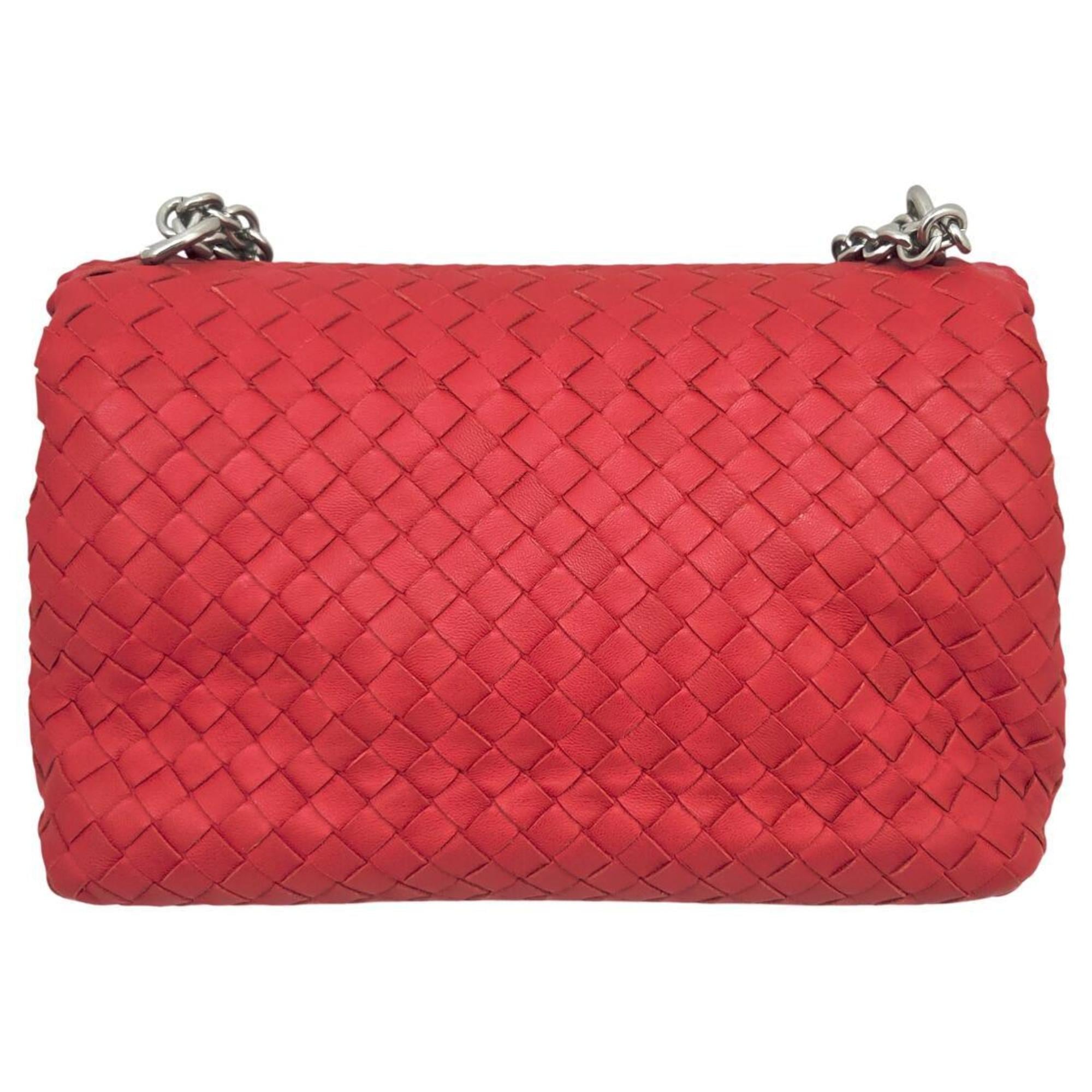 BOTTEGA VENETA Olympia Intrecciato Chain Shoulder Bag in Red Lambskin for Men and Women
