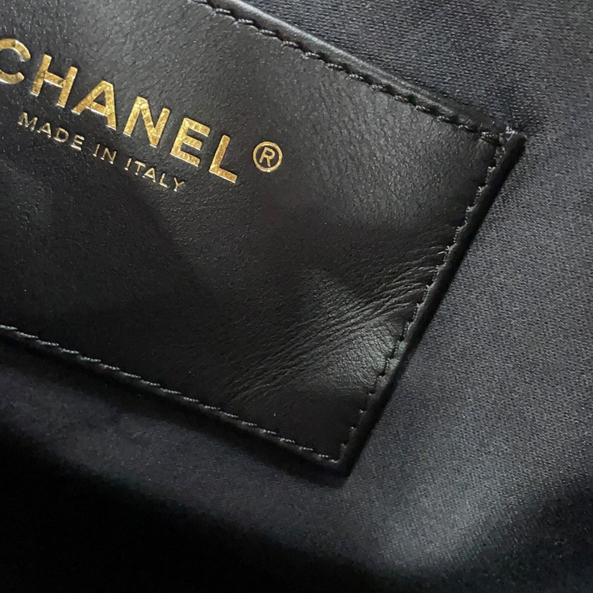 Chanel Chain Shoulder Bag CHANEL25 Medium Coco Mark Matelassé Caviar Skin AS5311 CHANEL Black Handbag Women's — Like New
