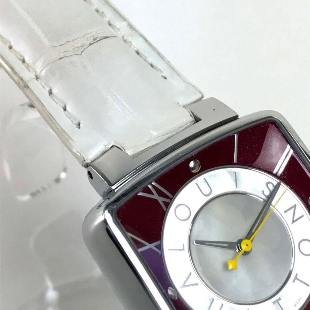 Louis Vuitton Q221J Quartz Wristwatch Silver Wine red Based — Good