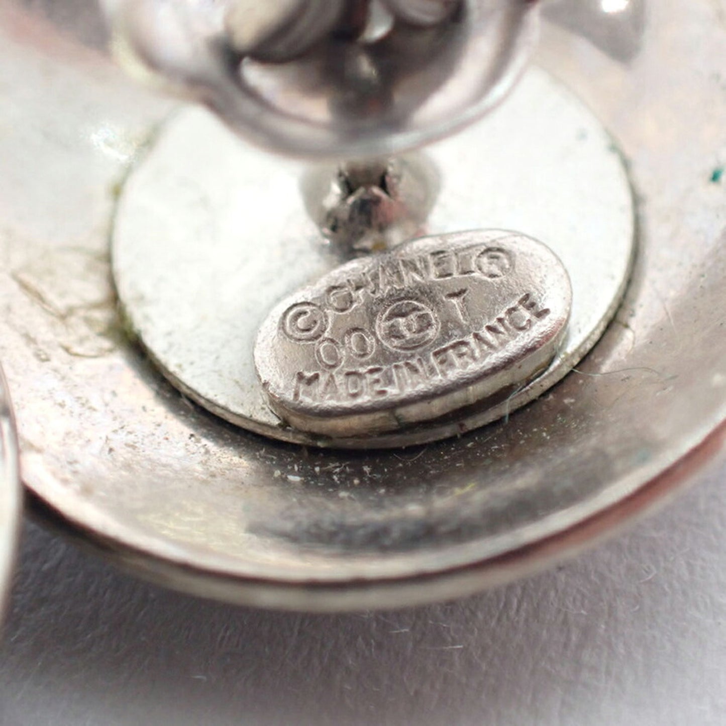 CHANEL Icon Series Earrings j83-3