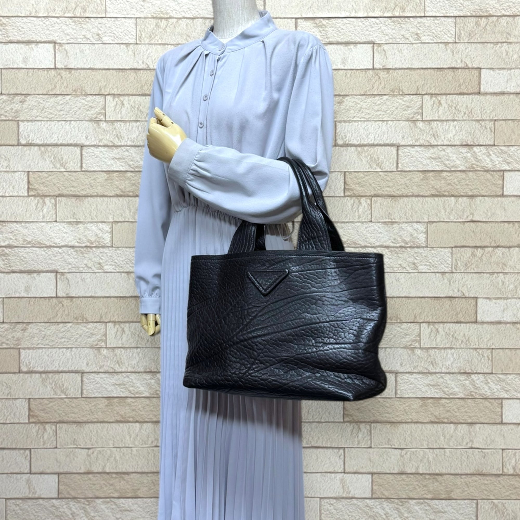 Pre-owned Prada Triangle Logo Tote Bag, Leather 1BG440, Black, Women's