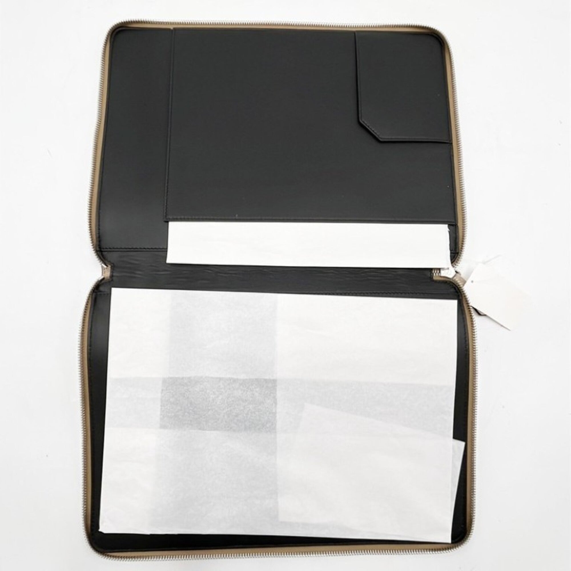 FENDI clutch bag 7N0167 beige leather men's and women's — New - Store Return