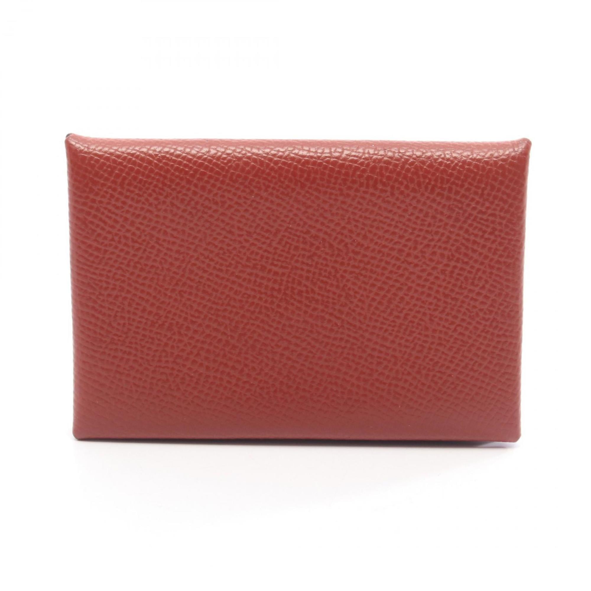 Hermes Hermès Calvi Verso wallet with coin purse, made of calfskin leather (cowhide), in Bordeaux.