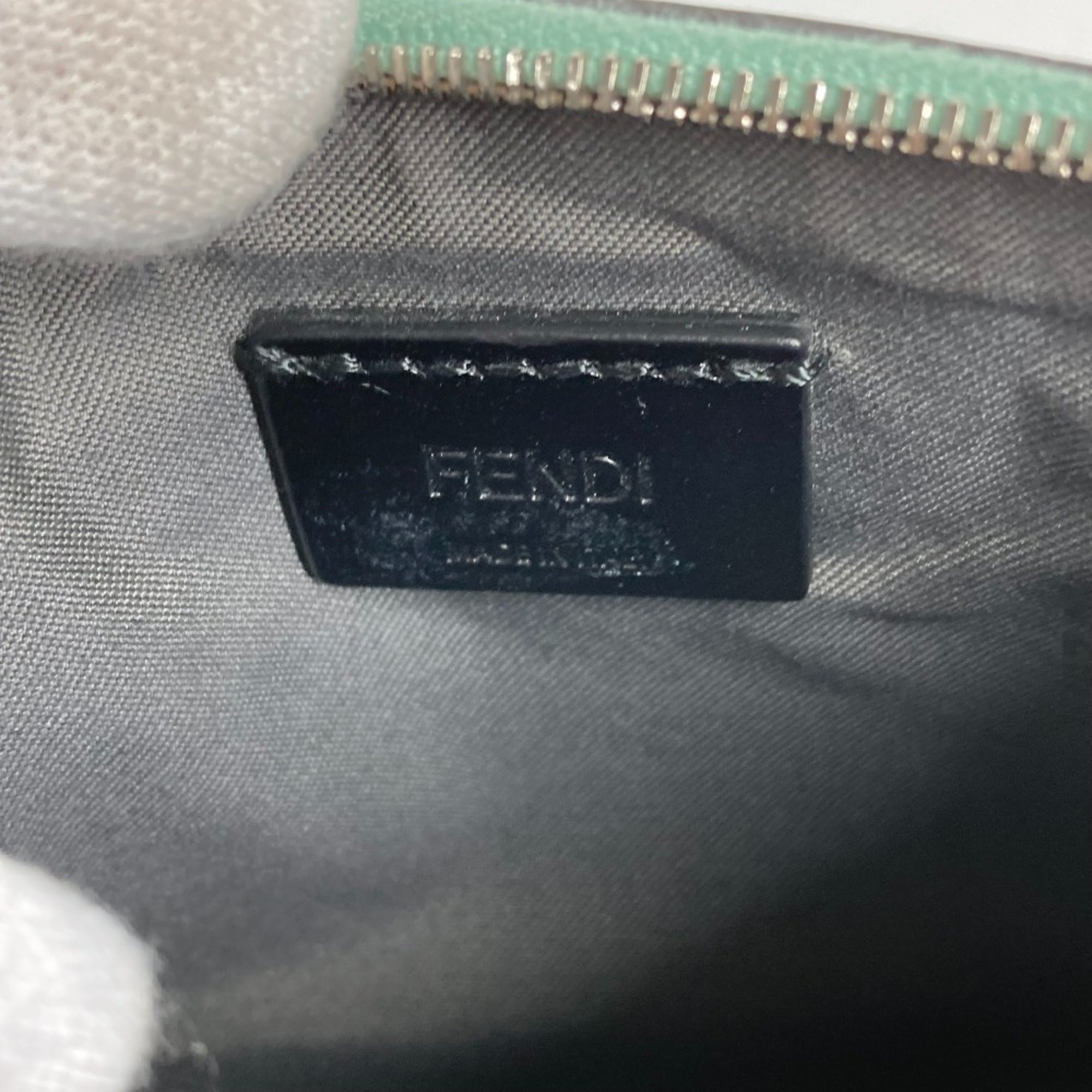 Fendi 8BS007 coin purse Wallet Pouch Green — Like New