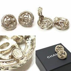 Chanel Coco Mark Earrings, Light Gold, Costume Pearl, Metal, A18C, Button Motif, Openwork, Clip-on, Like New — Like New