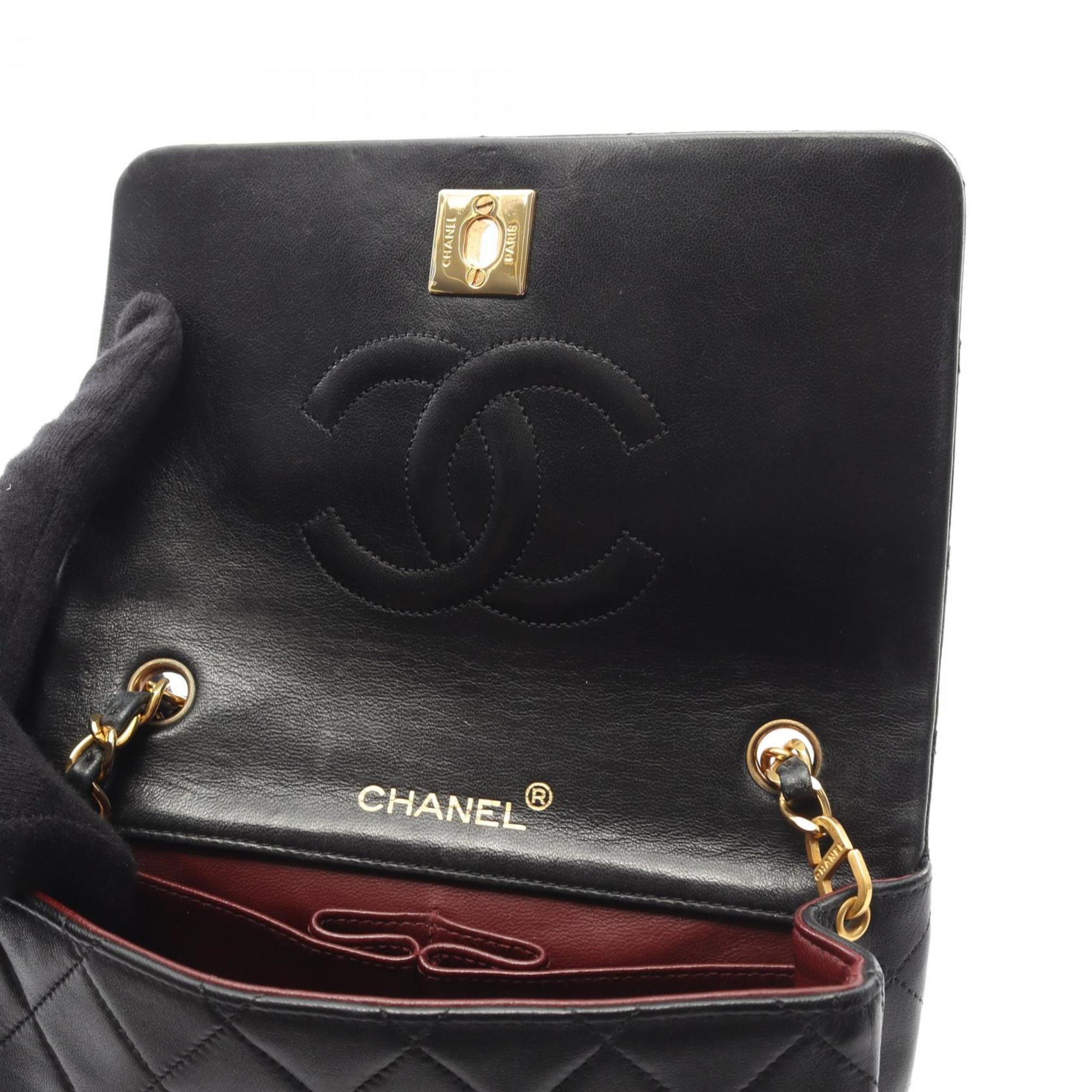 CHANEL Mini Matelasse Full Flap Shoulder Bag/Handbag in Lambskin Leather, Black