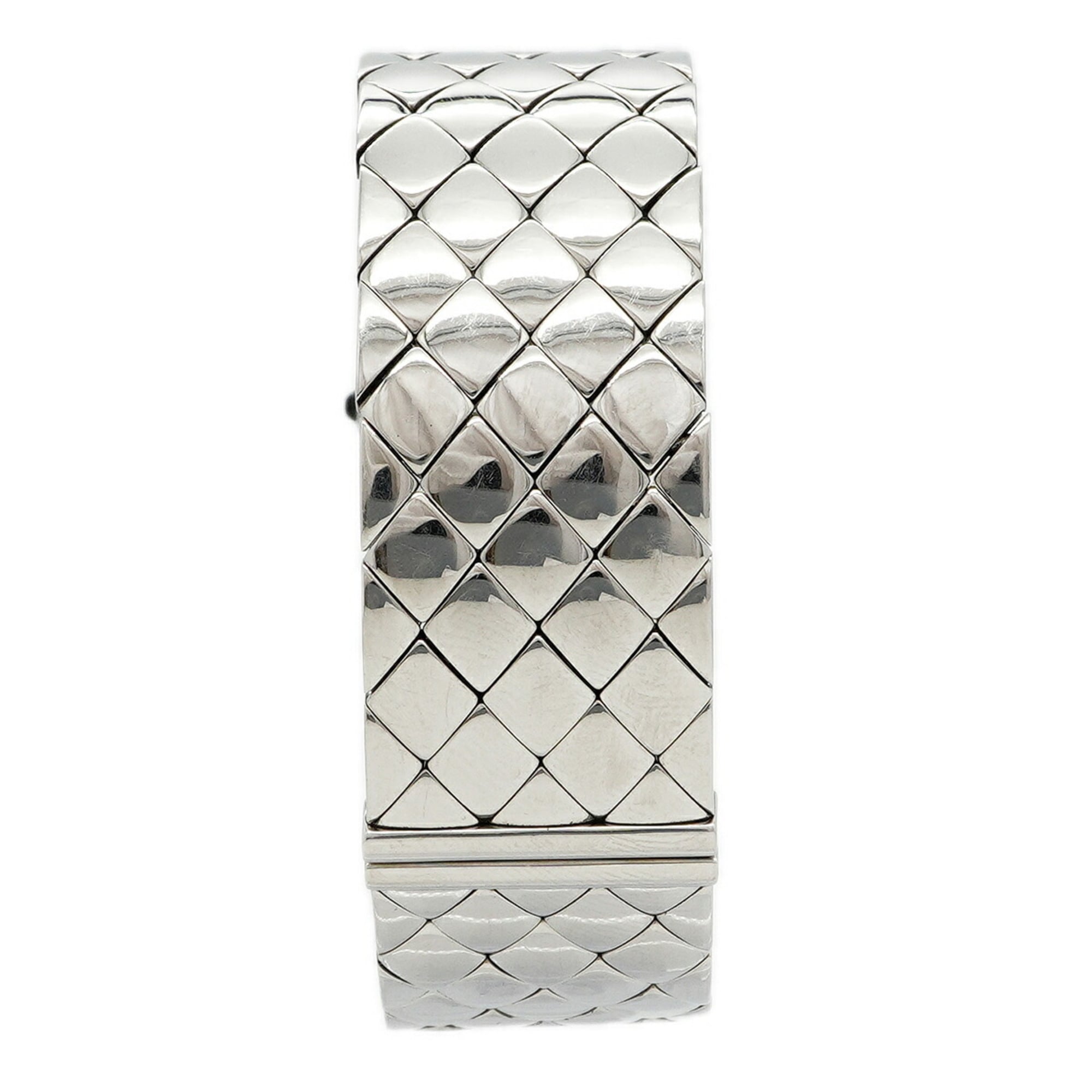 Chanel Matelassé Diamond H0489 Black Dial Women's Watch — Good